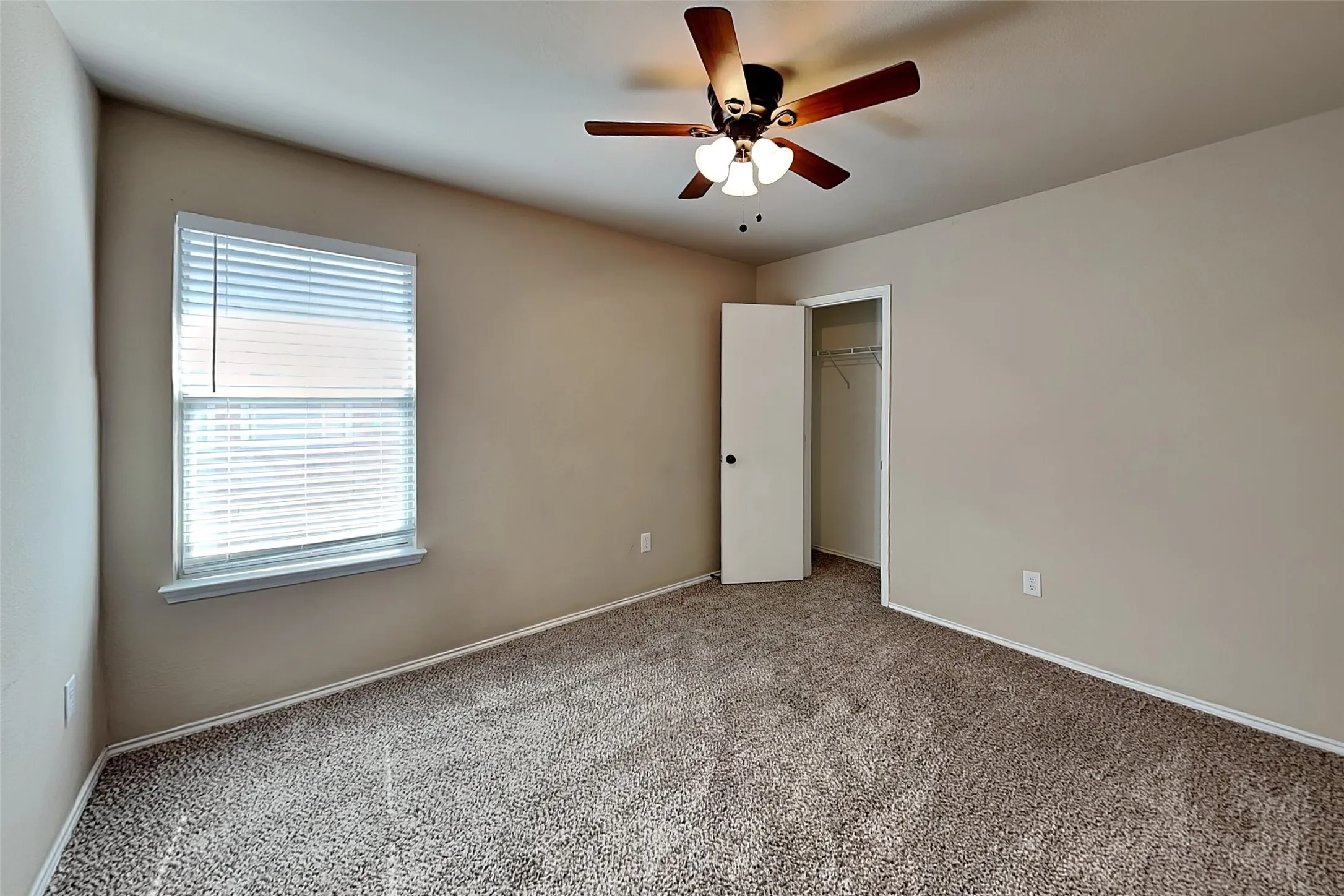 Single Family Residence For Rent in Tarrant County , 5561 Spring Ridge Drive, Watauga, Texas 76137, 4 Bedroom, 2 Bathroom, 2 Garage spaces, 1,957 Sqft, built in 2002, mls#21344956, Real Estate Agent in Watauga, Homes For Rent in Tarrant county, Homes For Rent in Watauga, Realtor in Watauga Texas, Real Estate Brokerage Independent Realty Texas, Luminita Cordes Realtor