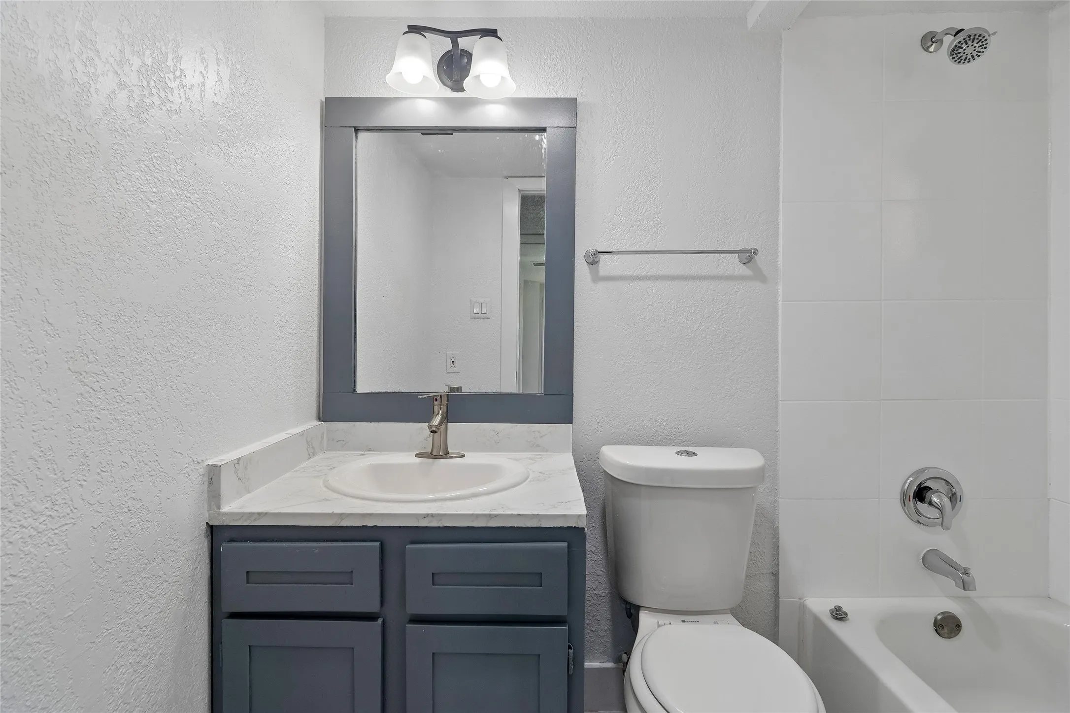 Single Family Residence For Sale in Dallas County , 459 Bolero Avenue, Dallas, Texas 75217, 4 Bedroom, 3 Bathroom, Garage spaces, 1,796 Sqft, built in 1960, mls#21344966, Real Estate Agent in Dallas, Homes For Sale in Dallas county, Homes For Sale in Dallas, Realtor in Dallas Texas, Real Estate Brokerage Independent Realty Texas, Luminita Cordes Realtor