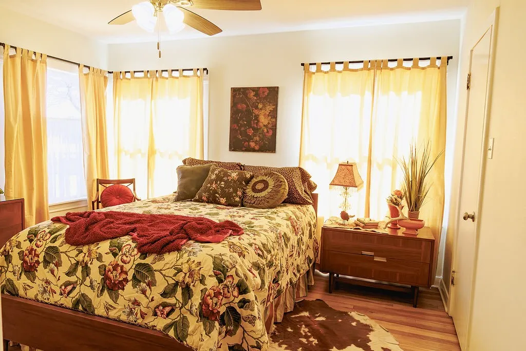 Single Family Residence For Sale in Taylor County , 1634 Sandefer Street, Abilene, Texas 79601, 3 Bedroom, 2 Bathroom, 1 Garage spaces, 1,647 Sqft, built in 1956, mls#21344876, Real Estate Agent in Abilene, Homes For Sale in Taylor county, Homes For Sale in Abilene, Realtor in Abilene Texas, Real Estate Brokerage Independent Realty Texas, Luminita Cordes Realtor
