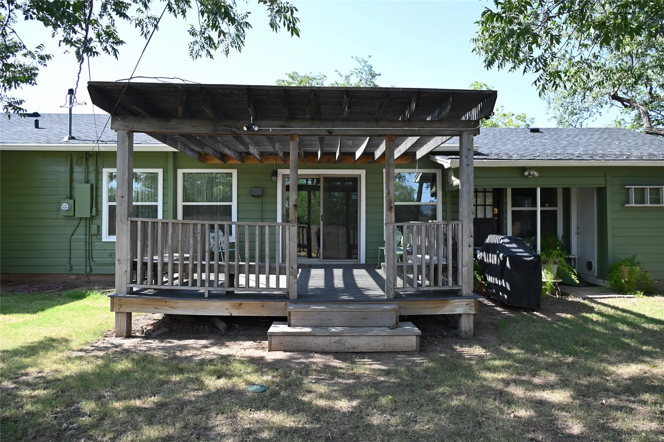 Single Family Residence For Sale in Taylor County , 1634 Sandefer Street, Abilene, Texas 79601, 3 Bedroom, 2 Bathroom, 1 Garage spaces, 1,647 Sqft, built in 1956, mls#21344876, Real Estate Agent in Abilene, Homes For Sale in Taylor county, Homes For Sale in Abilene, Realtor in Abilene Texas, Real Estate Brokerage Independent Realty Texas, Luminita Cordes Realtor