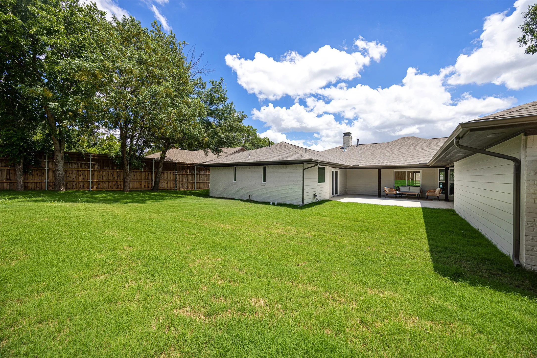 Single Family Residence For Sale in Dallas County , 7717 Meadowhaven Drive, Dallas, Texas 75254, 4 Bedroom, 4 Bathroom, 2 Garage spaces, 2,785 Sqft, built in 1968, mls#21344926, Real Estate Agent in Dallas, Homes For Sale in Dallas county, Homes For Sale in Dallas, Realtor in Dallas Texas, Real Estate Brokerage Independent Realty Texas, Luminita Cordes Realtor