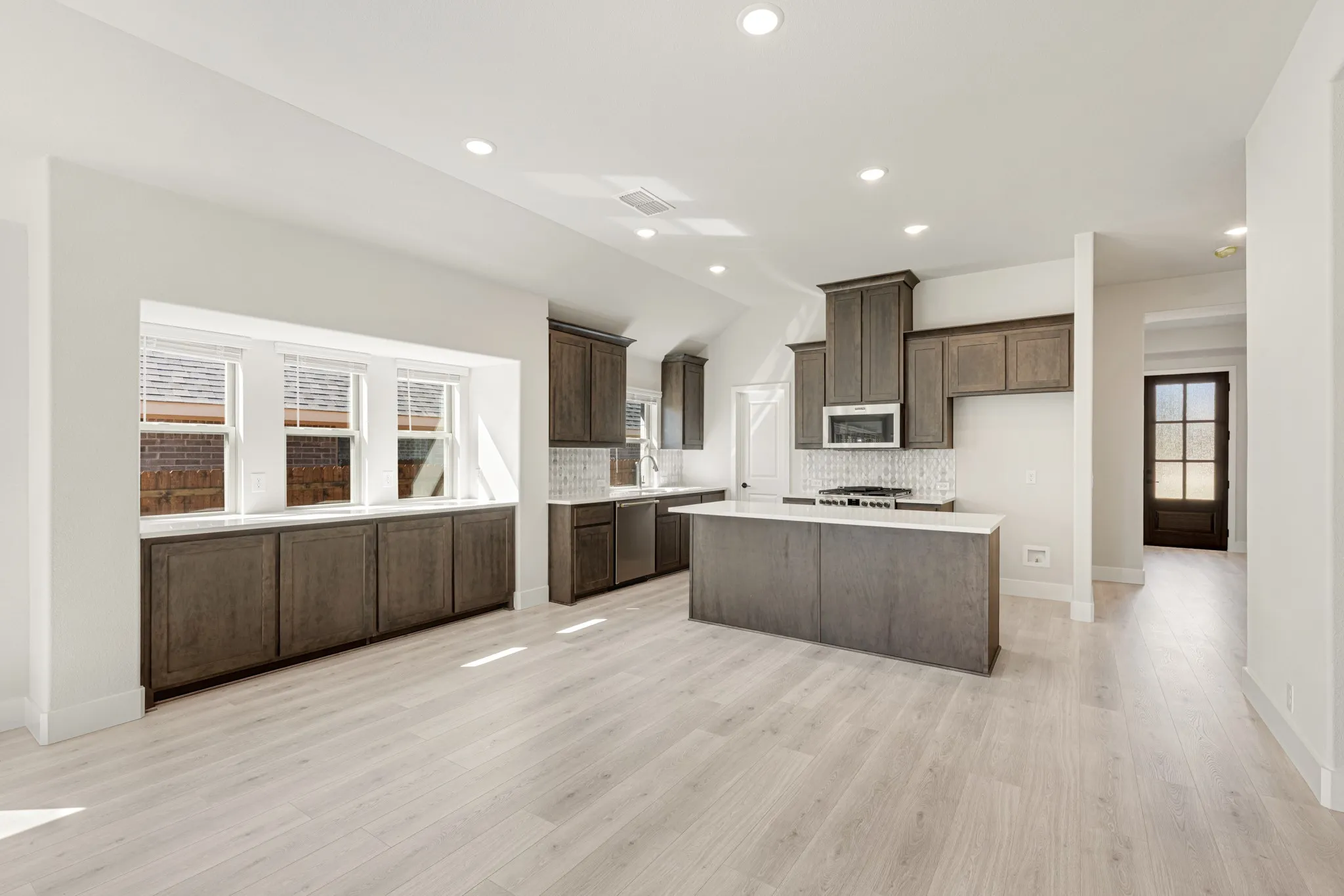 Single Family Residence For Sale in Johnson County , 913 Hickory Chase Drive, Godley, Texas 76044, 4 Bedroom, 2 Bathroom, 2 Garage spaces, 2,243 Sqft, built in 2026, mls#21344982, Real Estate Agent in Godley, Homes For Sale in Johnson county, Homes For Sale in Godley, Realtor in Godley Texas, Real Estate Brokerage Independent Realty Texas, Luminita Cordes Realtor