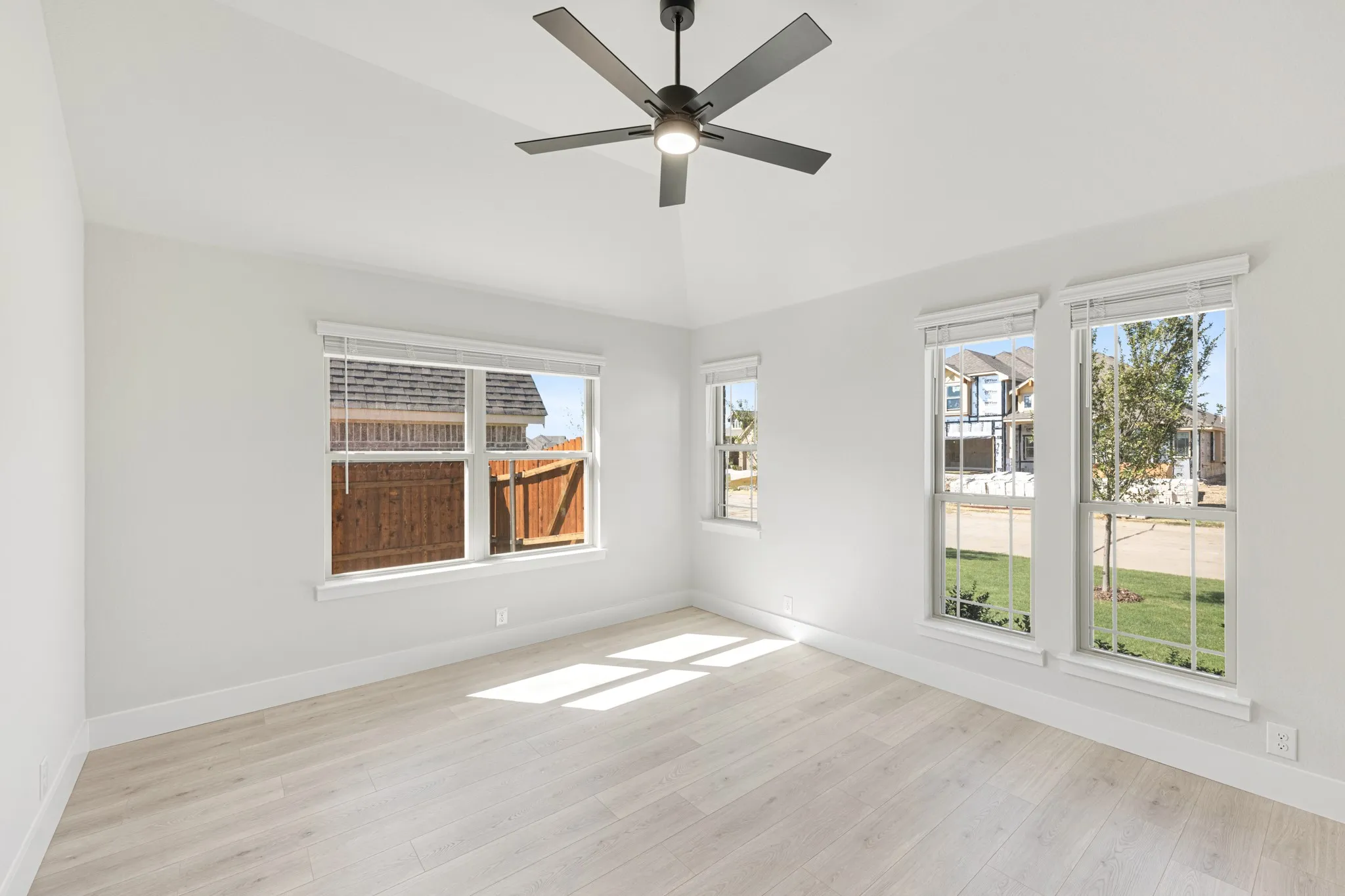Single Family Residence For Sale in Johnson County , 913 Hickory Chase Drive, Godley, Texas 76044, 4 Bedroom, 2 Bathroom, 2 Garage spaces, 2,243 Sqft, built in 2026, mls#21344982, Real Estate Agent in Godley, Homes For Sale in Johnson county, Homes For Sale in Godley, Realtor in Godley Texas, Real Estate Brokerage Independent Realty Texas, Luminita Cordes Realtor