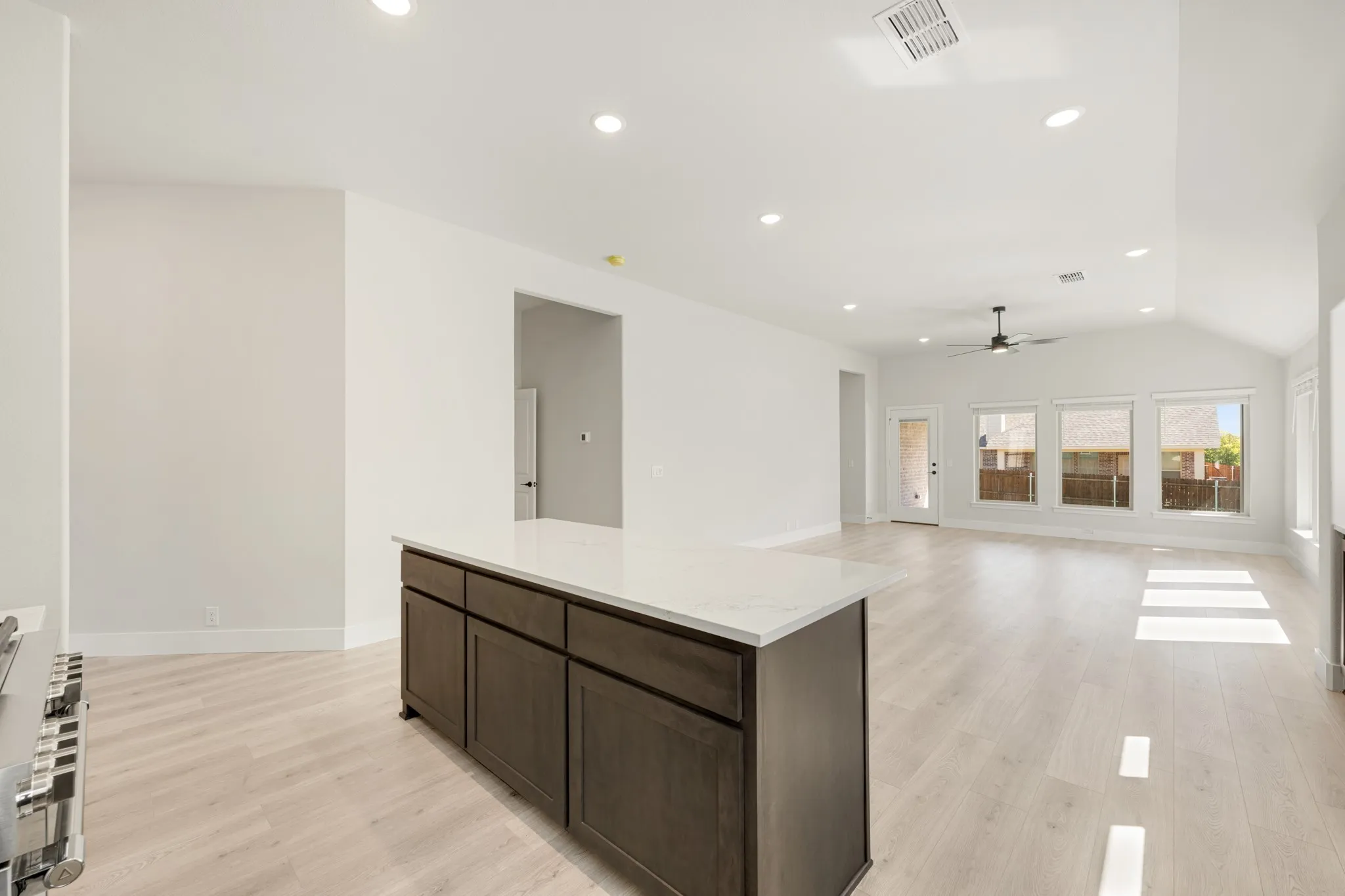 Single Family Residence For Sale in Johnson County , 913 Hickory Chase Drive, Godley, Texas 76044, 4 Bedroom, 2 Bathroom, 2 Garage spaces, 2,243 Sqft, built in 2026, mls#21344982, Real Estate Agent in Godley, Homes For Sale in Johnson county, Homes For Sale in Godley, Realtor in Godley Texas, Real Estate Brokerage Independent Realty Texas, Luminita Cordes Realtor