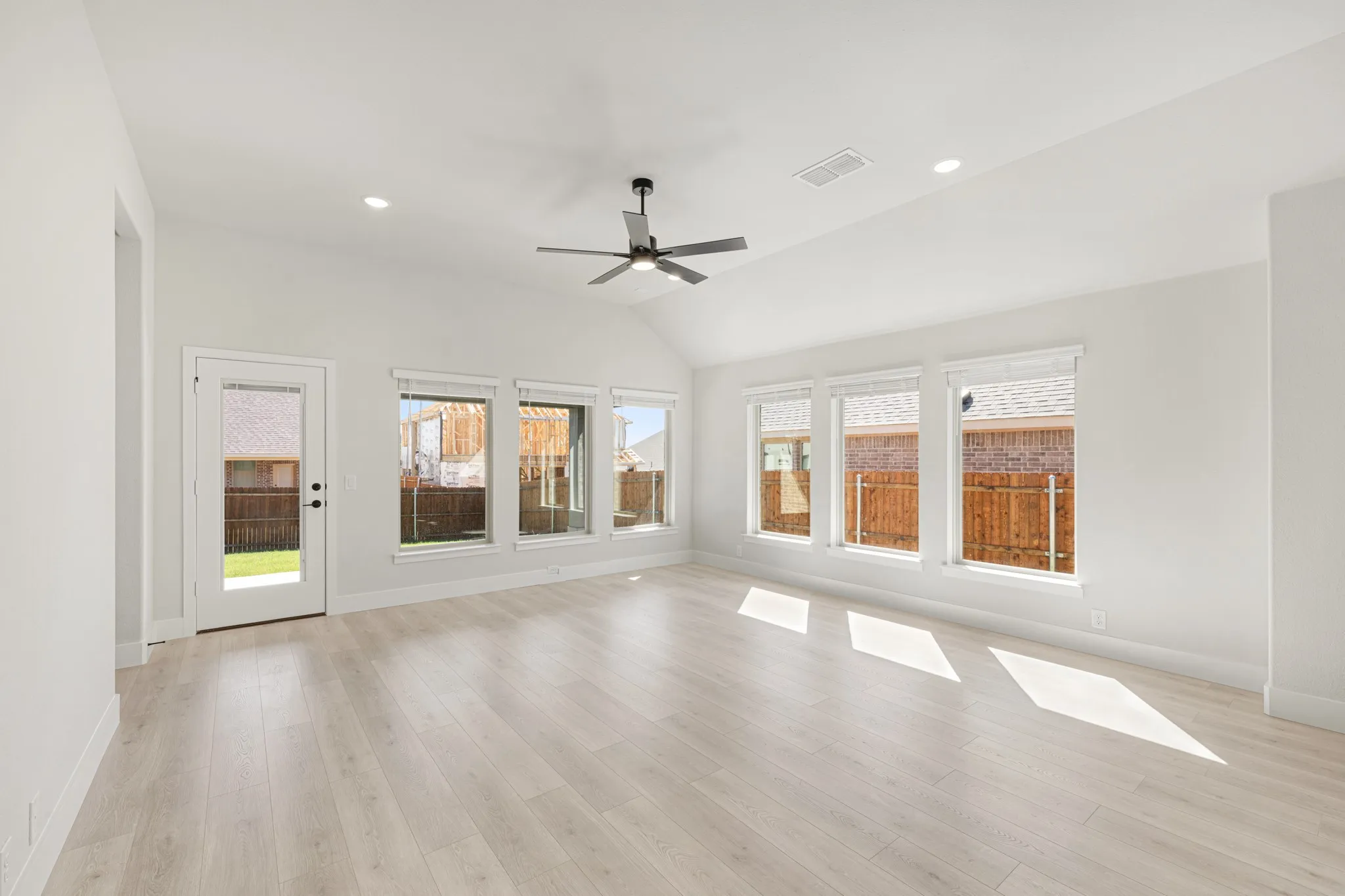 Single Family Residence For Sale in Johnson County , 913 Hickory Chase Drive, Godley, Texas 76044, 4 Bedroom, 2 Bathroom, 2 Garage spaces, 2,243 Sqft, built in 2026, mls#21344982, Real Estate Agent in Godley, Homes For Sale in Johnson county, Homes For Sale in Godley, Realtor in Godley Texas, Real Estate Brokerage Independent Realty Texas, Luminita Cordes Realtor