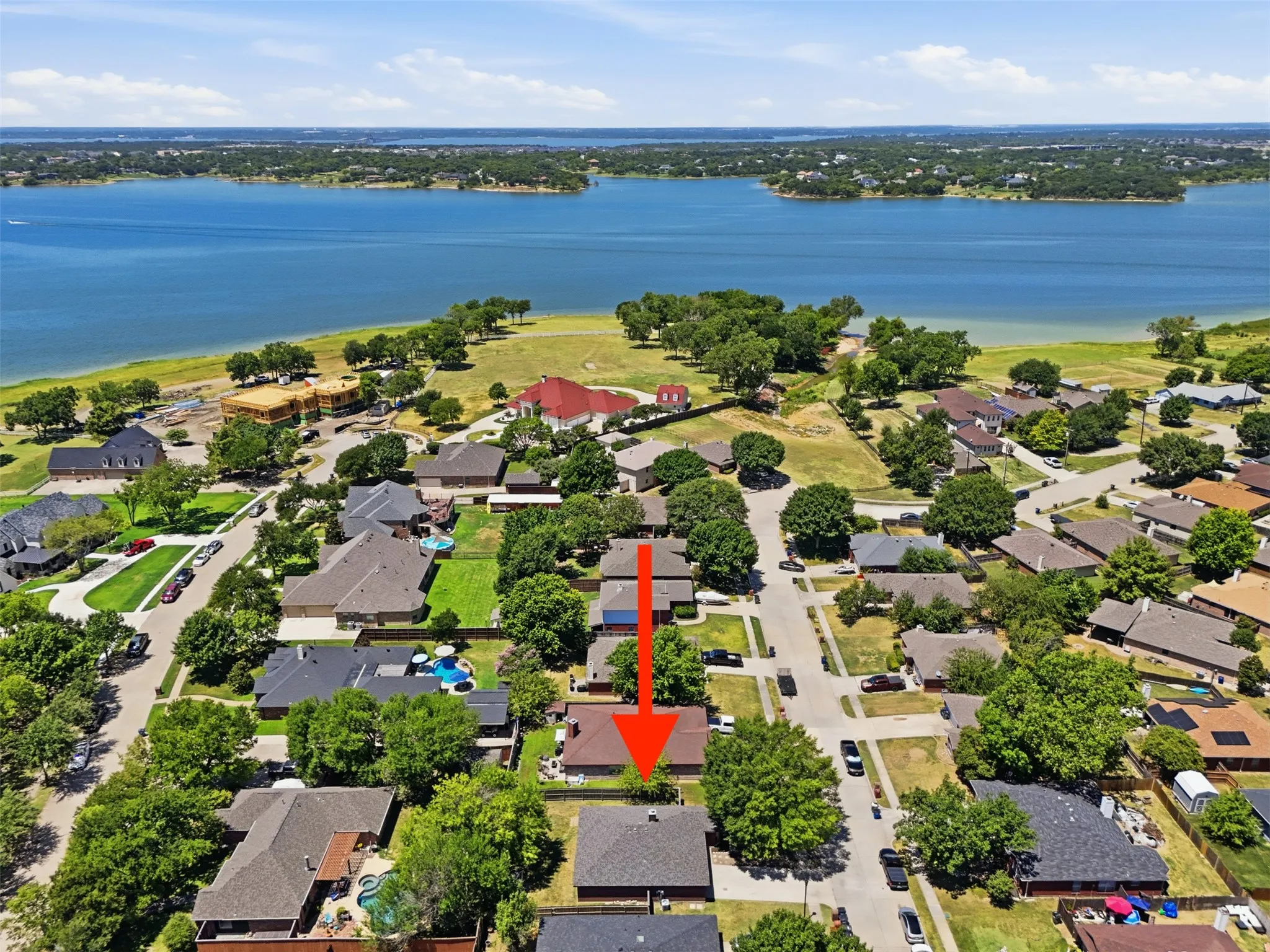 Single Family Residence For Sale in Denton County , 1152 Lake Bluff Drive, Little Elm, Texas 75068, 3 Bedroom, 2 Bathroom, 2 Garage spaces, 1,323 Sqft, built in 1999, mls#21344938, Real Estate Agent in Little Elm, Homes For Sale in Denton county, Homes For Sale in Little Elm, Realtor in Little Elm Texas, Real Estate Brokerage Independent Realty Texas, Luminita Cordes Realtor