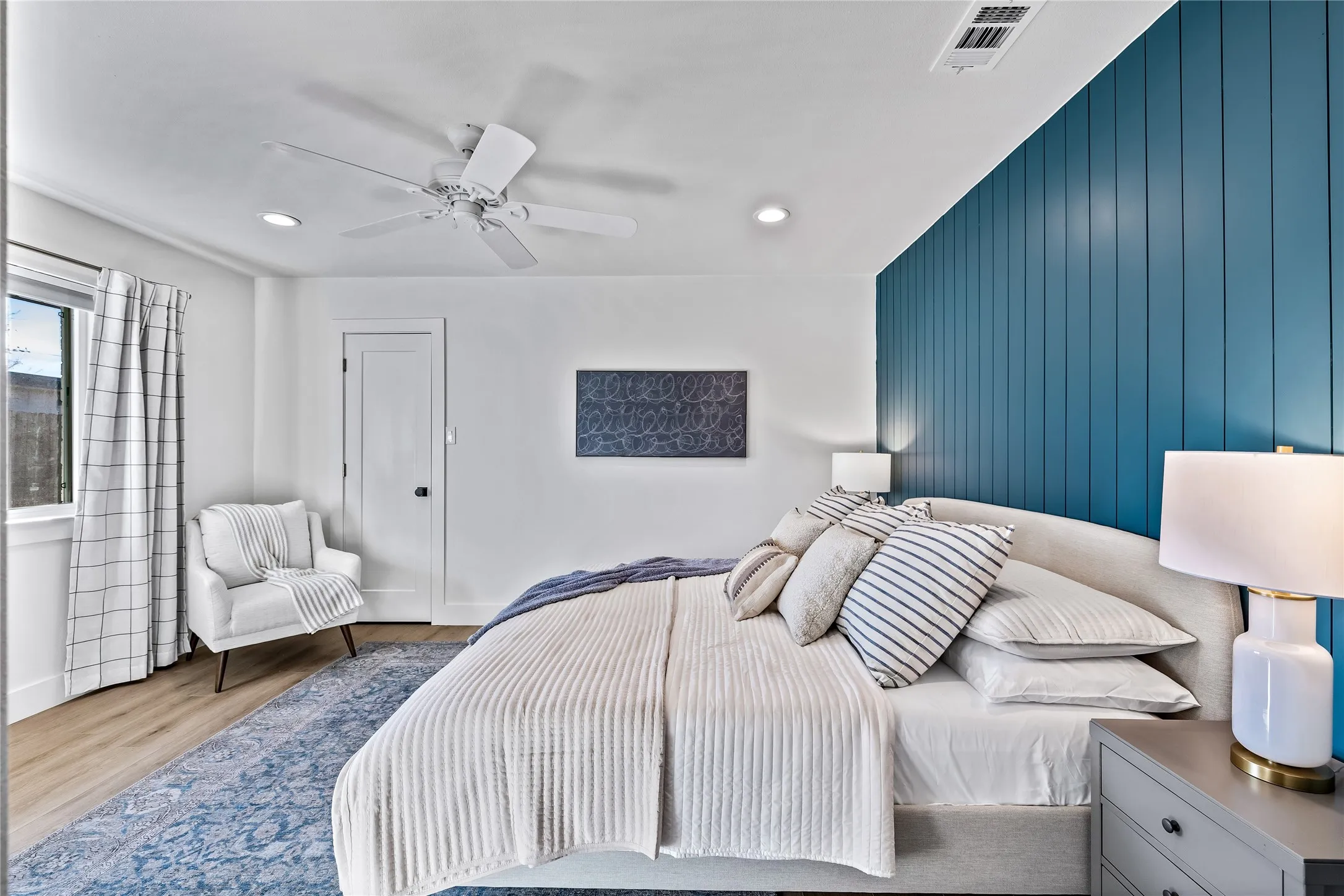 Single Family Residence For Sale in Collin County , 309 W White Avenue, Mc Kinney, Texas 75069, 3 Bedroom, 3 Bathroom, Garage spaces, 1,558 Sqft, built in 1985, mls#21344747, Real Estate Agent in Mc Kinney, Homes For Sale in Collin county, Homes For Sale in Mc Kinney, Realtor in Mc Kinney Texas, Real Estate Brokerage Independent Realty Texas, Luminita Cordes Realtor