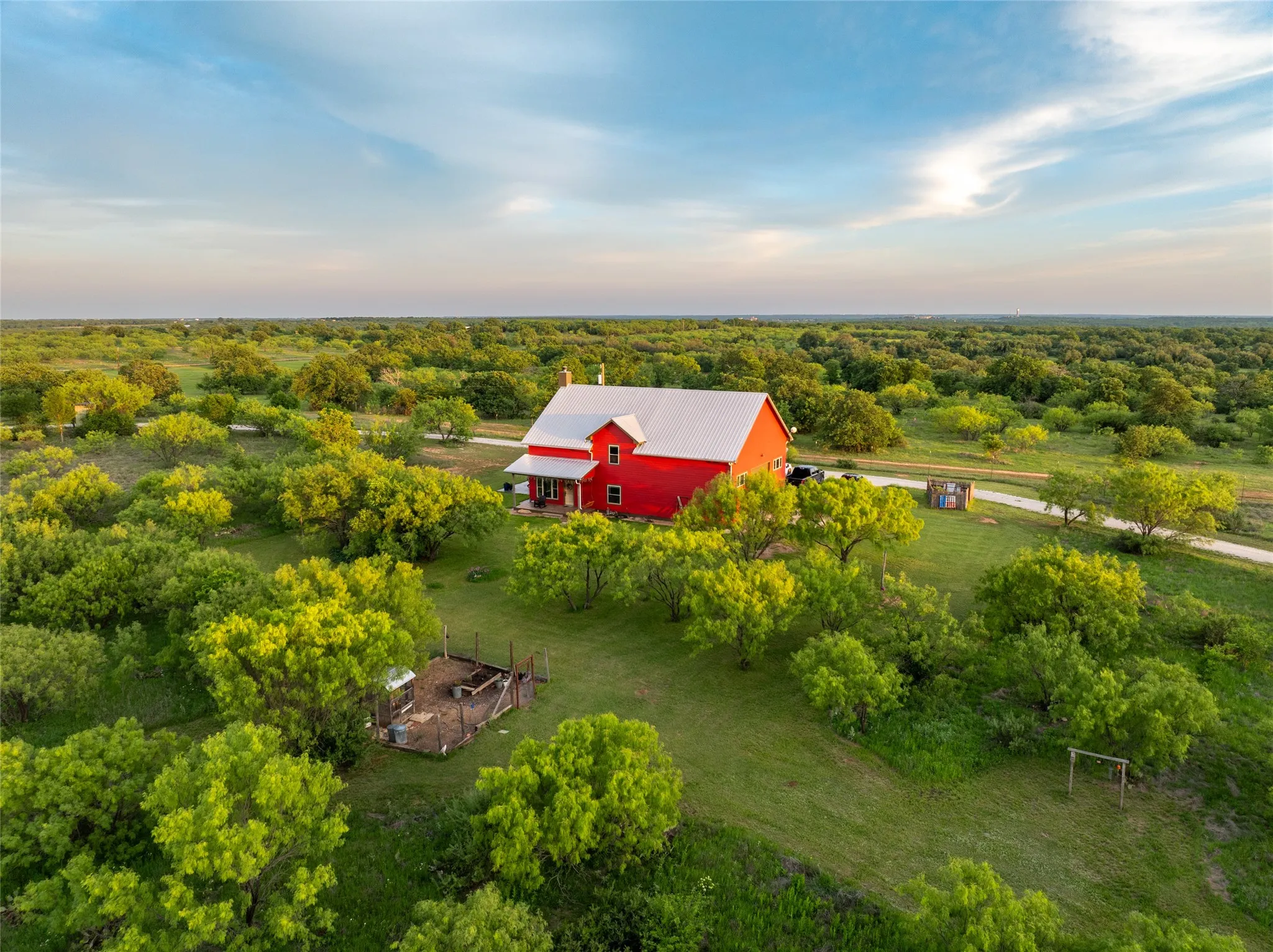 Farm For Sale in Eastland County , 470 County Road 164, Eastland, Texas 76448, 3 Bedroom, 4 Bathroom, 2 Garage spaces, 8,364 Sqft, built in 2010, mls#21344989, Real Estate Agent in Eastland, Homes For Sale in Eastland county, Homes For Sale in Eastland, Realtor in Eastland Texas, Real Estate Brokerage Independent Realty Texas, Luminita Cordes Realtor