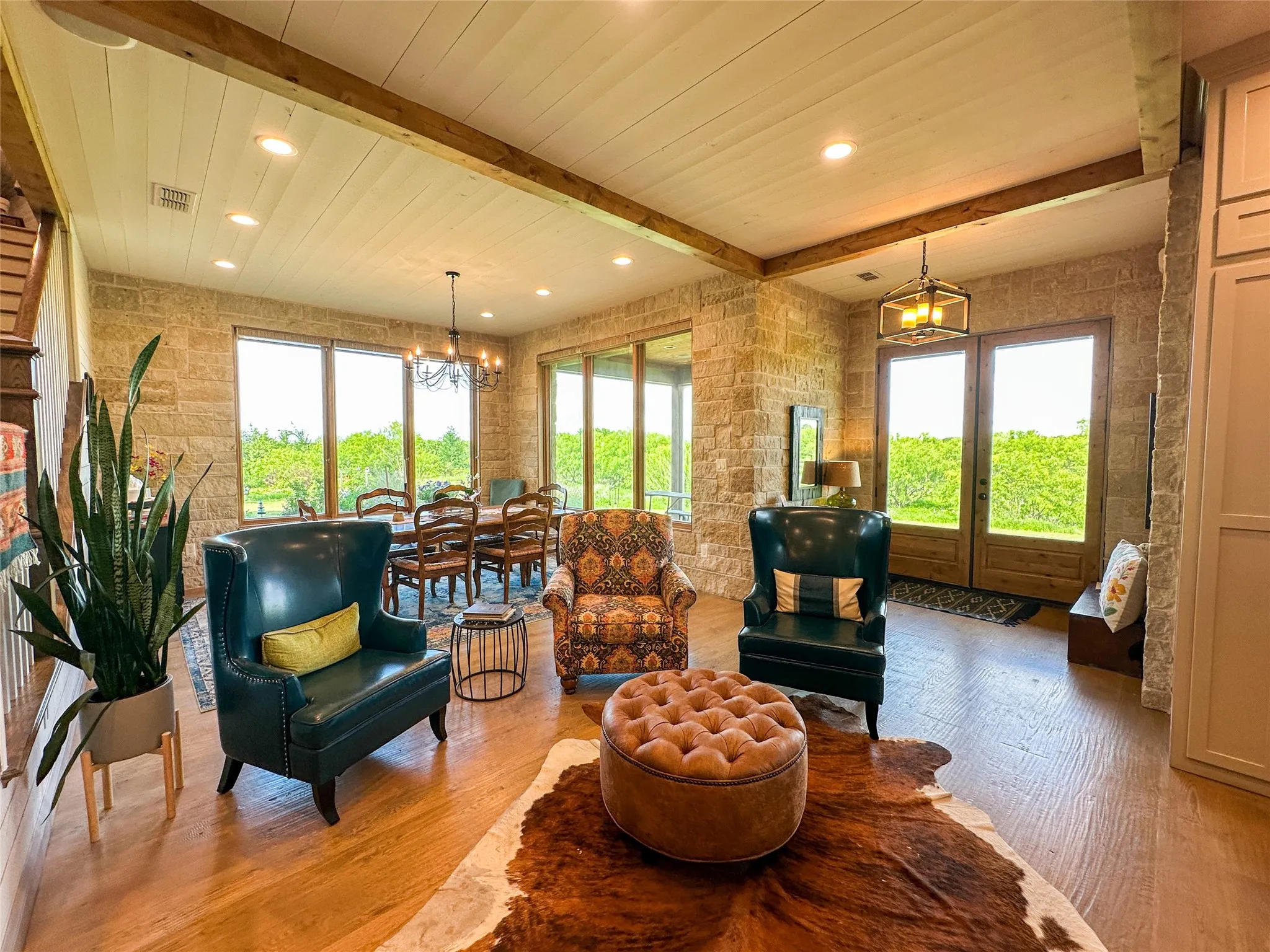 Farm For Sale in Eastland County , 470 County Road 164, Eastland, Texas 76448, 3 Bedroom, 4 Bathroom, 2 Garage spaces, 8,364 Sqft, built in 2010, mls#21344989, Real Estate Agent in Eastland, Homes For Sale in Eastland county, Homes For Sale in Eastland, Realtor in Eastland Texas, Real Estate Brokerage Independent Realty Texas, Luminita Cordes Realtor
