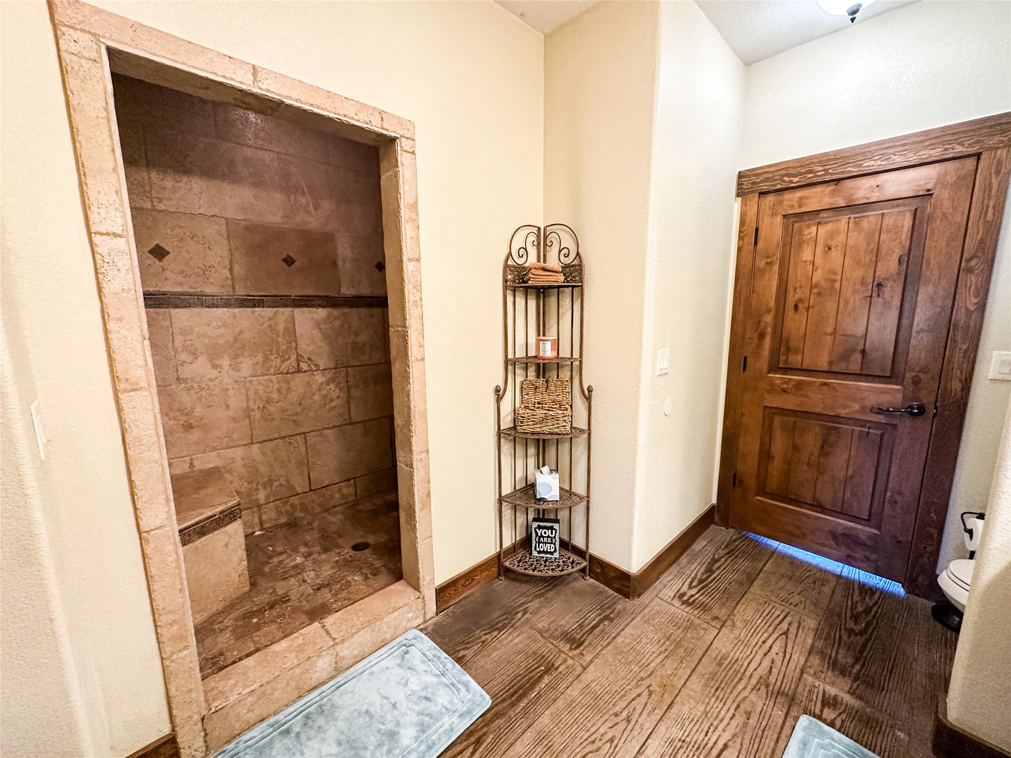 Farm For Sale in Eastland County , 470 County Road 164, Eastland, Texas 76448, 3 Bedroom, 4 Bathroom, 2 Garage spaces, 8,364 Sqft, built in 2010, mls#21344989, Real Estate Agent in Eastland, Homes For Sale in Eastland county, Homes For Sale in Eastland, Realtor in Eastland Texas, Real Estate Brokerage Independent Realty Texas, Luminita Cordes Realtor
