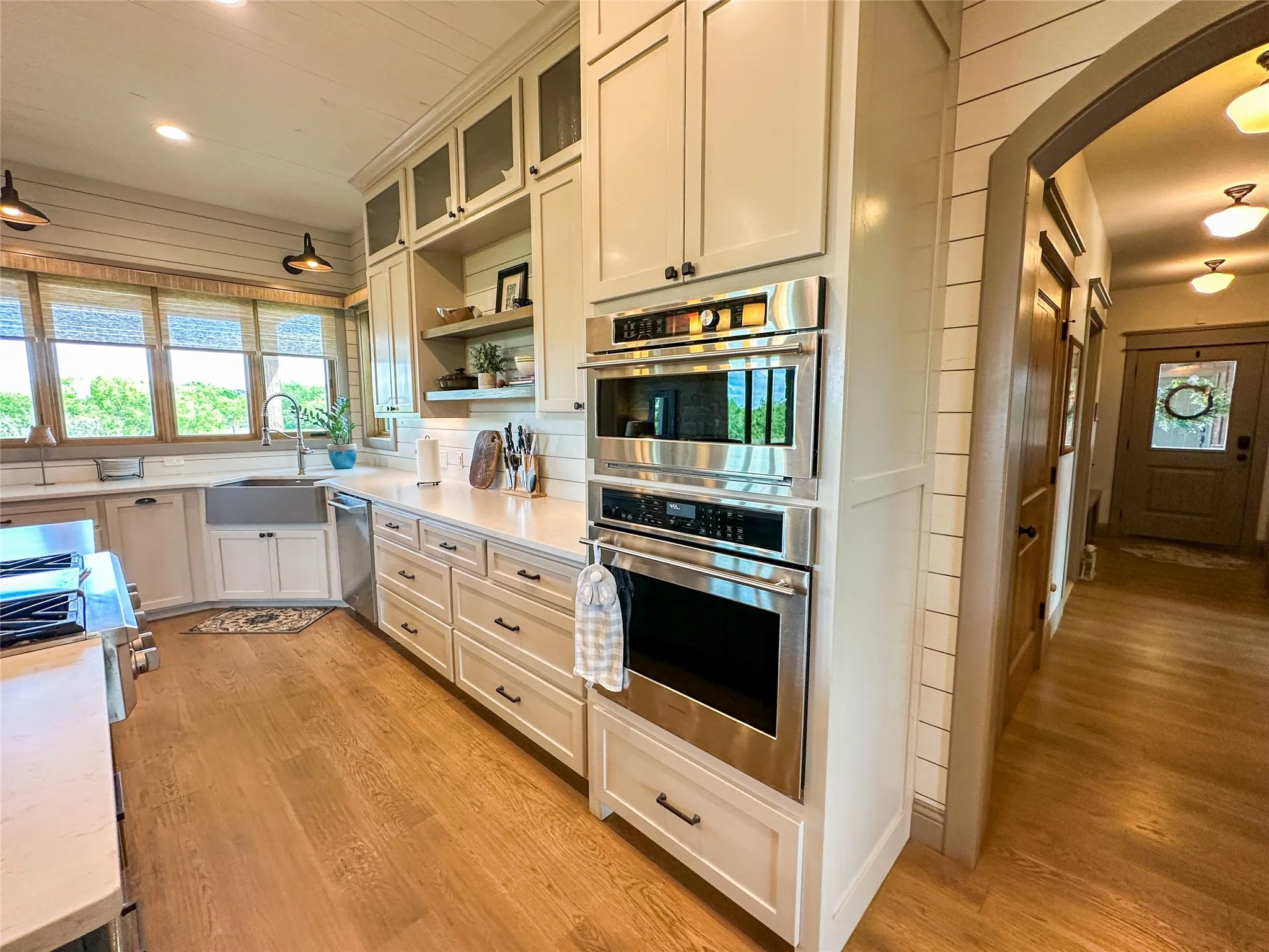 Farm For Sale in Eastland County , 470 County Road 164, Eastland, Texas 76448, 3 Bedroom, 4 Bathroom, 2 Garage spaces, 8,364 Sqft, built in 2010, mls#21344989, Real Estate Agent in Eastland, Homes For Sale in Eastland county, Homes For Sale in Eastland, Realtor in Eastland Texas, Real Estate Brokerage Independent Realty Texas, Luminita Cordes Realtor