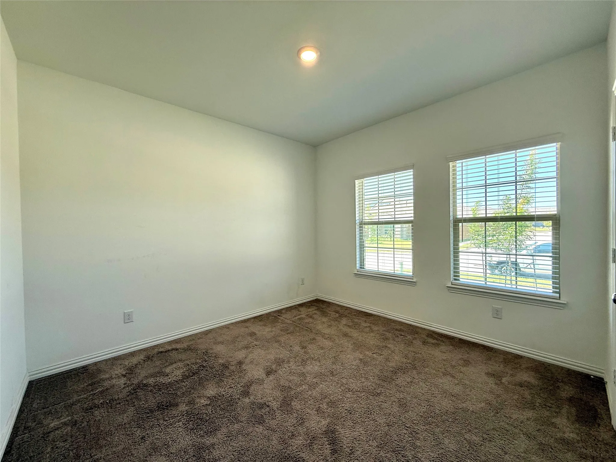 Single Family Residence For Rent in Collin County , 8000 Blue Heron Lane, Mc Kinney, Texas 75071, 4 Bedroom, 2 Bathroom, 2 Garage spaces, 1,835 Sqft, built in 2022, mls#21344602, Real Estate Agent in Mc Kinney, Homes For Rent in Collin county, Homes For Rent in Mc Kinney, Realtor in Mc Kinney Texas, Real Estate Brokerage Independent Realty Texas, Luminita Cordes Realtor
