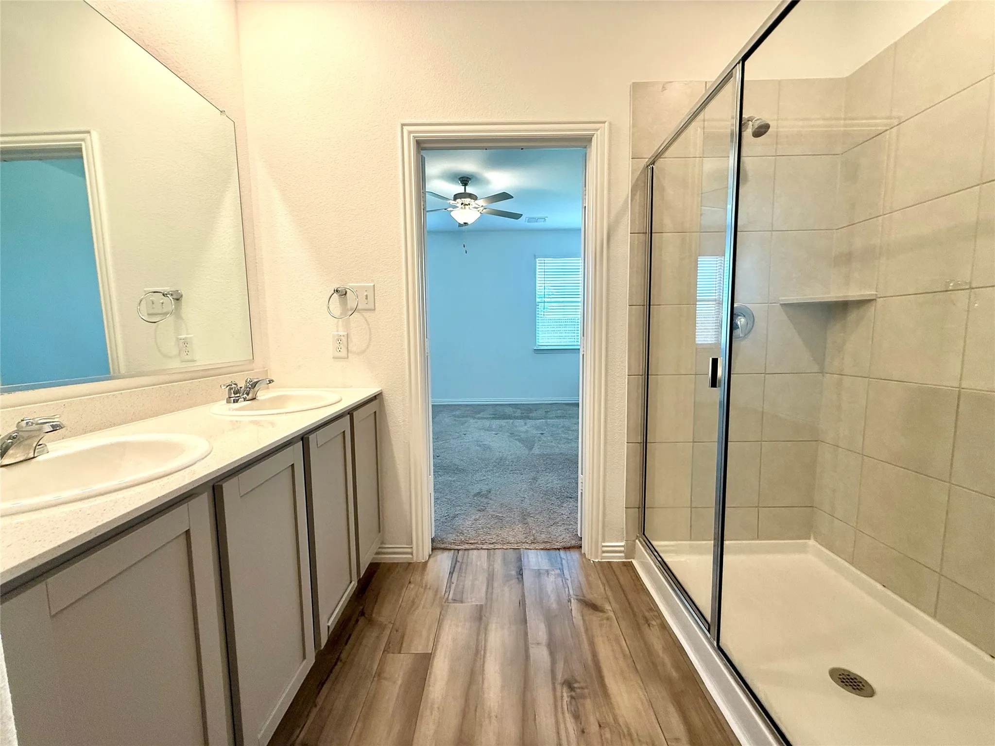 Single Family Residence For Rent in Collin County , 8000 Blue Heron Lane, Mc Kinney, Texas 75071, 4 Bedroom, 2 Bathroom, 2 Garage spaces, 1,835 Sqft, built in 2022, mls#21344602, Real Estate Agent in Mc Kinney, Homes For Rent in Collin county, Homes For Rent in Mc Kinney, Realtor in Mc Kinney Texas, Real Estate Brokerage Independent Realty Texas, Luminita Cordes Realtor