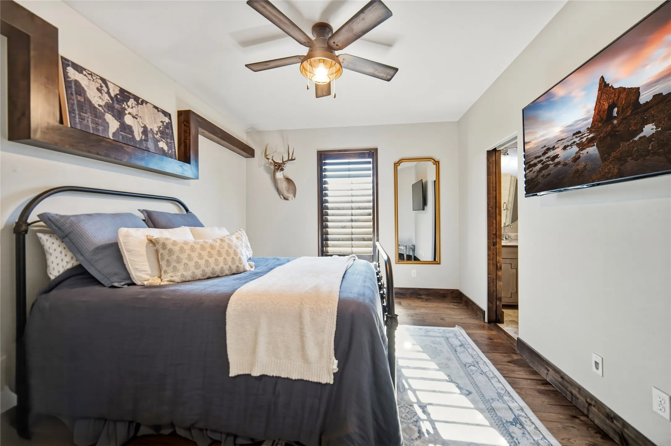 Single Family Residence For Sale in Jack County , 354 Ballpark Way, Jacksboro, Texas 76458, 4 Bedroom, 4 Bathroom, 4 Garage spaces, 4,340 Sqft, built in 2016, mls#21343689, Real Estate Agent in Jacksboro, Homes For Sale in Jack county, Homes For Sale in Jacksboro, Realtor in Jacksboro Texas, Real Estate Brokerage Independent Realty Texas, Luminita Cordes Realtor