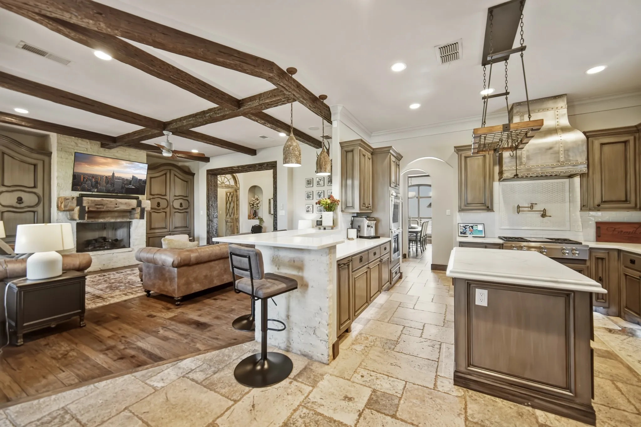 Single Family Residence For Sale in Jack County , 354 Ballpark Way, Jacksboro, Texas 76458, 4 Bedroom, 4 Bathroom, 4 Garage spaces, 4,340 Sqft, built in 2016, mls#21343689, Real Estate Agent in Jacksboro, Homes For Sale in Jack county, Homes For Sale in Jacksboro, Realtor in Jacksboro Texas, Real Estate Brokerage Independent Realty Texas, Luminita Cordes Realtor