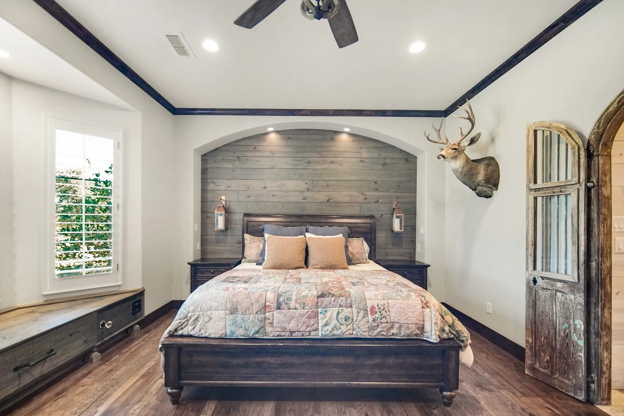 Single Family Residence For Sale in Jack County , 354 Ballpark Way, Jacksboro, Texas 76458, 4 Bedroom, 4 Bathroom, 4 Garage spaces, 4,340 Sqft, built in 2016, mls#21343689, Real Estate Agent in Jacksboro, Homes For Sale in Jack county, Homes For Sale in Jacksboro, Realtor in Jacksboro Texas, Real Estate Brokerage Independent Realty Texas, Luminita Cordes Realtor