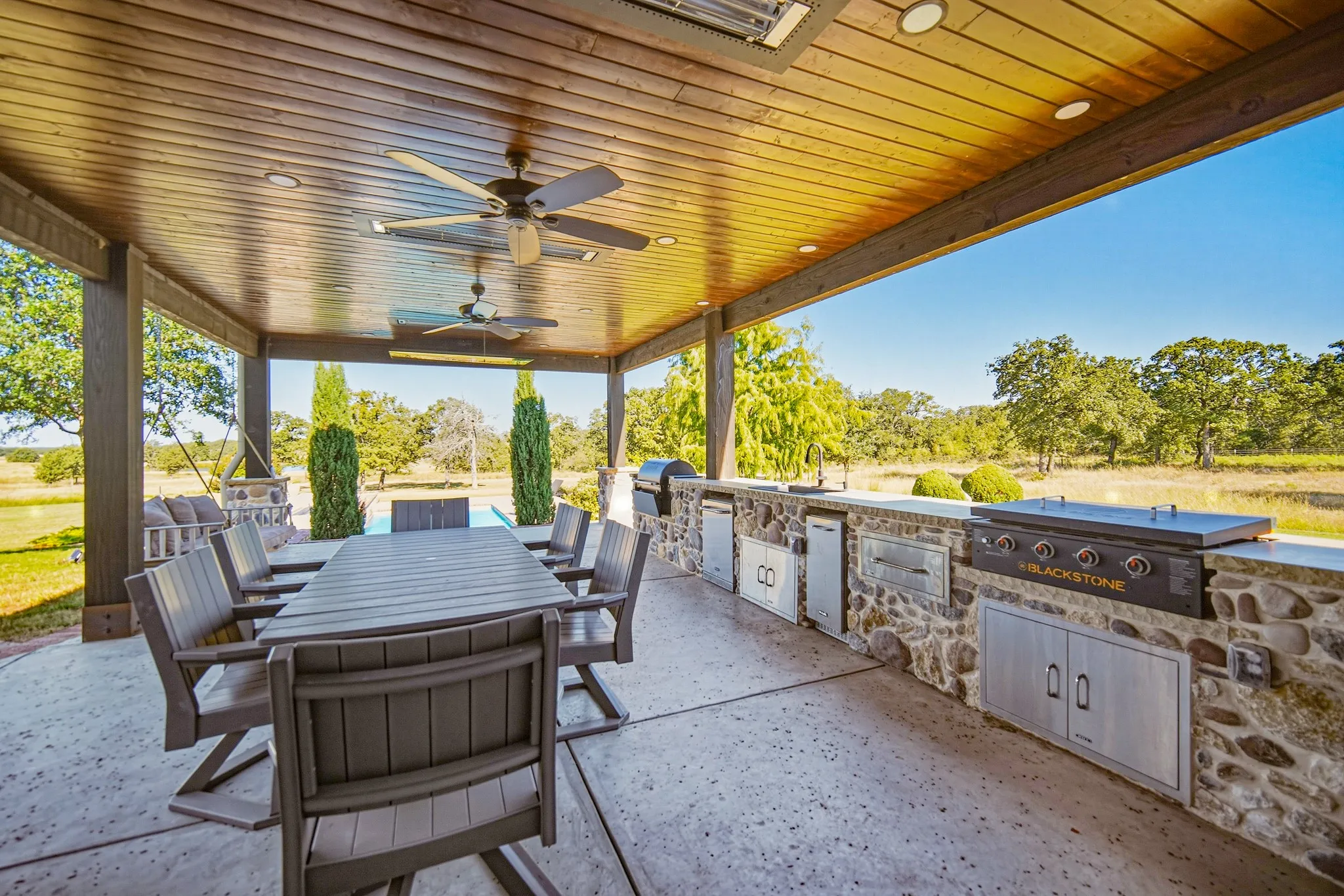 Single Family Residence For Sale in Jack County , 354 Ballpark Way, Jacksboro, Texas 76458, 4 Bedroom, 4 Bathroom, 4 Garage spaces, 4,340 Sqft, built in 2016, mls#21343689, Real Estate Agent in Jacksboro, Homes For Sale in Jack county, Homes For Sale in Jacksboro, Realtor in Jacksboro Texas, Real Estate Brokerage Independent Realty Texas, Luminita Cordes Realtor