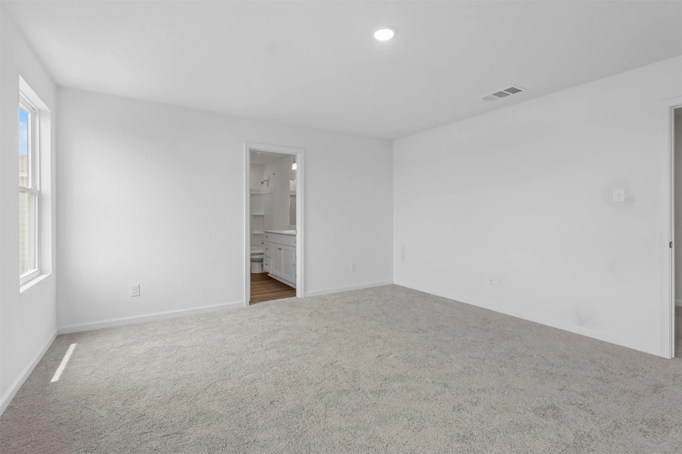 Single Family Residence For Rent in Collin County , 120 Waterhouse Lake Drive, Anna, Texas 75409, 3 Bedroom, 3 Bathroom, 2 Garage spaces, 1,605 Sqft, built in 2024, mls#21342184, Real Estate Agent in Anna, Homes For Rent in Collin county, Homes For Rent in Anna, Realtor in Anna Texas, Real Estate Brokerage Independent Realty Texas, Luminita Cordes Realtor