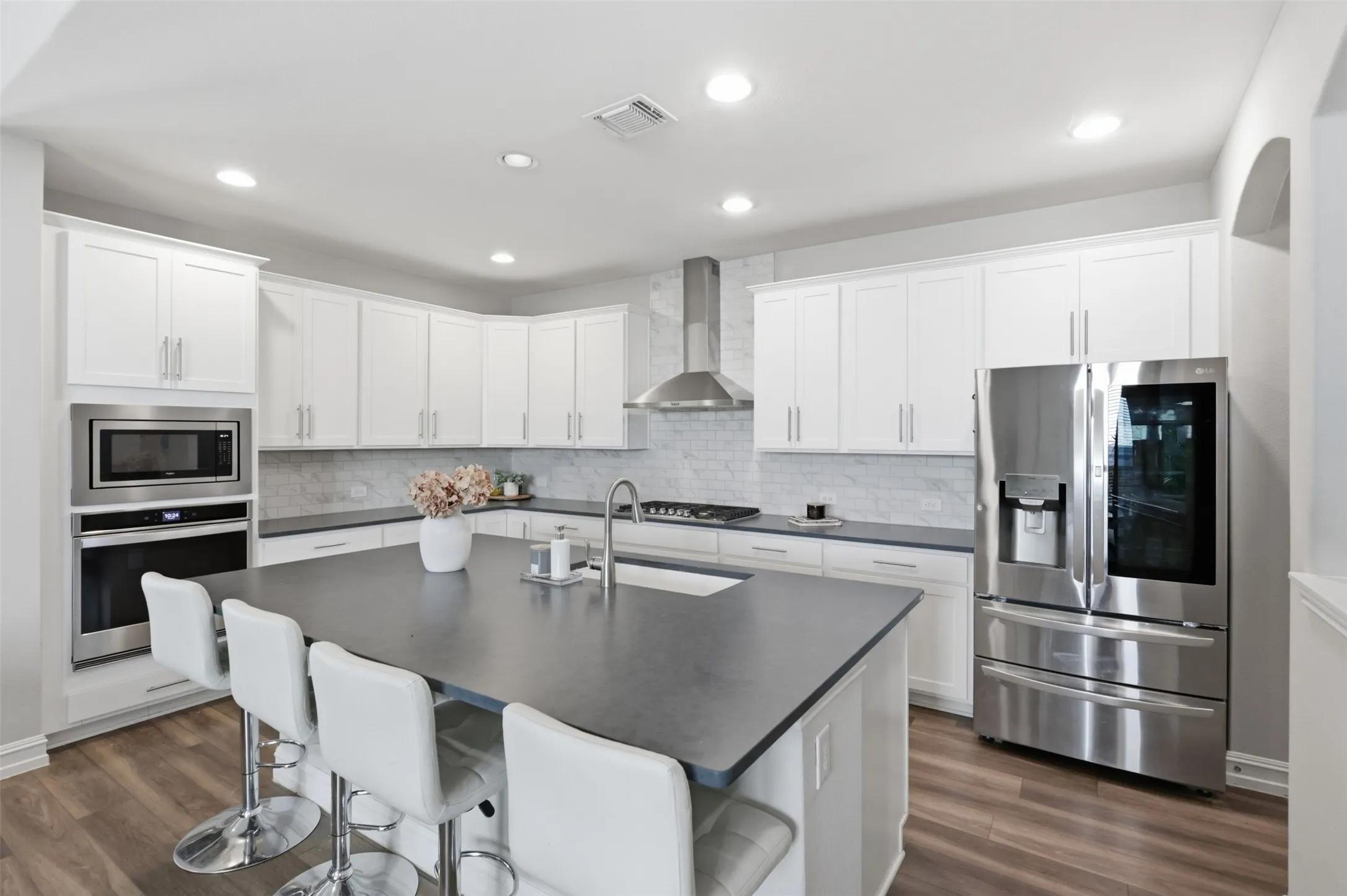 Single Family Residence For Sale in Collin County , 1851 Peace Place, Wylie, Texas 75098, 4 Bedroom, 4 Bathroom, 2 Garage spaces, 3,311 Sqft, built in 2022, mls#21337519, Real Estate Agent in Wylie, Homes For Sale in Collin county, Homes For Sale in Wylie, Realtor in Wylie Texas, Real Estate Brokerage Independent Realty Texas, Luminita Cordes Realtor