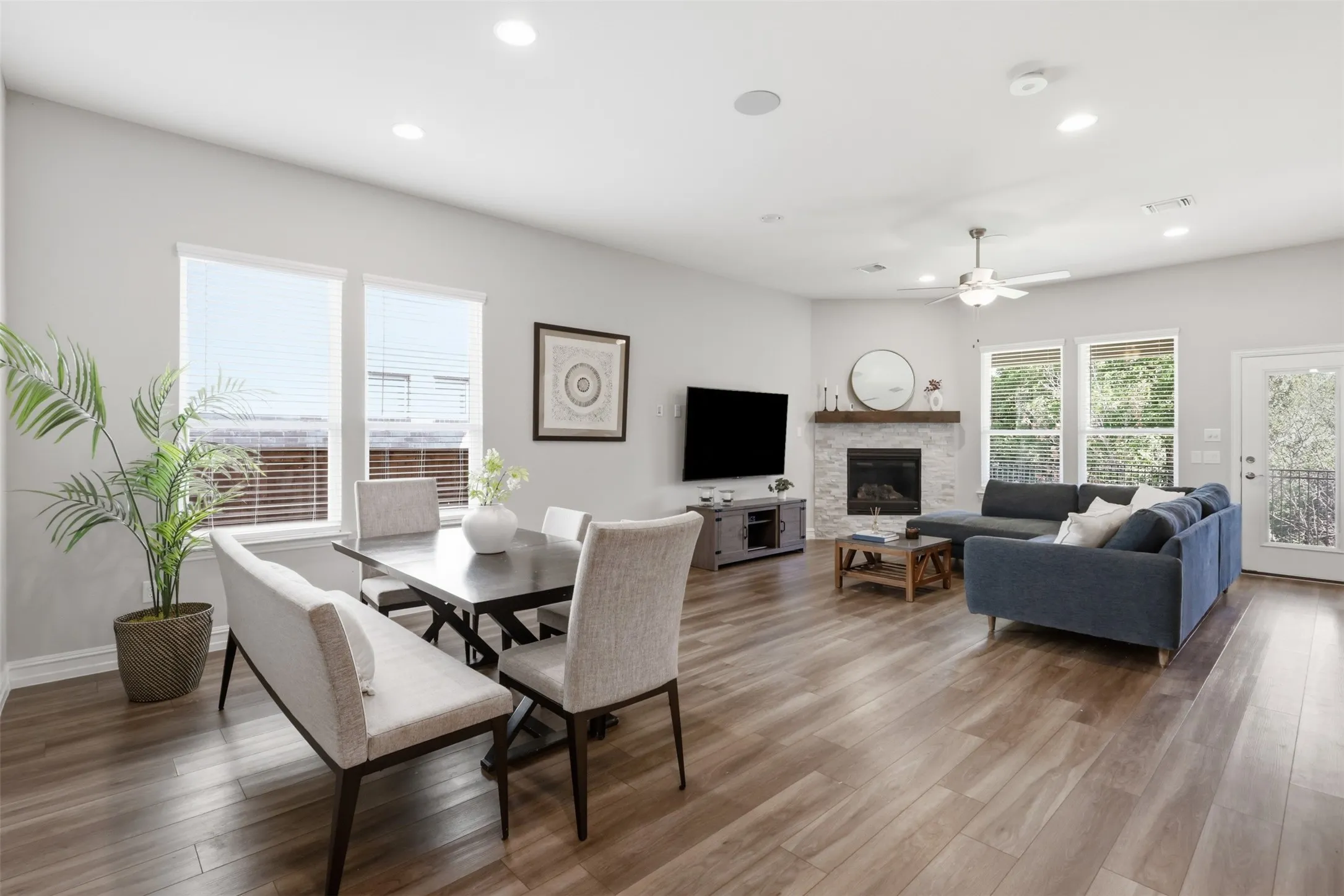 Single Family Residence For Sale in Collin County , 1851 Peace Place, Wylie, Texas 75098, 4 Bedroom, 4 Bathroom, 2 Garage spaces, 3,311 Sqft, built in 2022, mls#21337519, Real Estate Agent in Wylie, Homes For Sale in Collin county, Homes For Sale in Wylie, Realtor in Wylie Texas, Real Estate Brokerage Independent Realty Texas, Luminita Cordes Realtor
