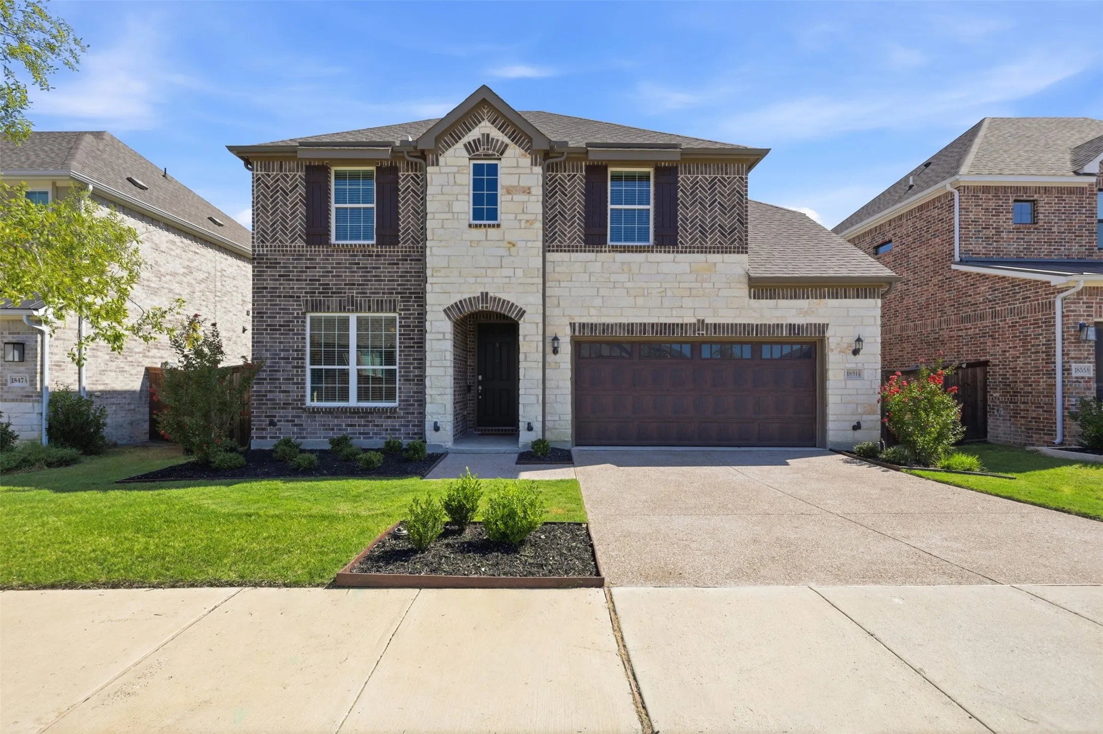 Single Family Residence For Sale in Collin County , 1851 Peace Place, Wylie, Texas 75098, 4 Bedroom, 4 Bathroom, 2 Garage spaces, 3,311 Sqft, built in 2022, mls#21337519, Real Estate Agent in Wylie, Homes For Sale in Collin county, Homes For Sale in Wylie, Realtor in Wylie Texas, Real Estate Brokerage Independent Realty Texas, Luminita Cordes Realtor