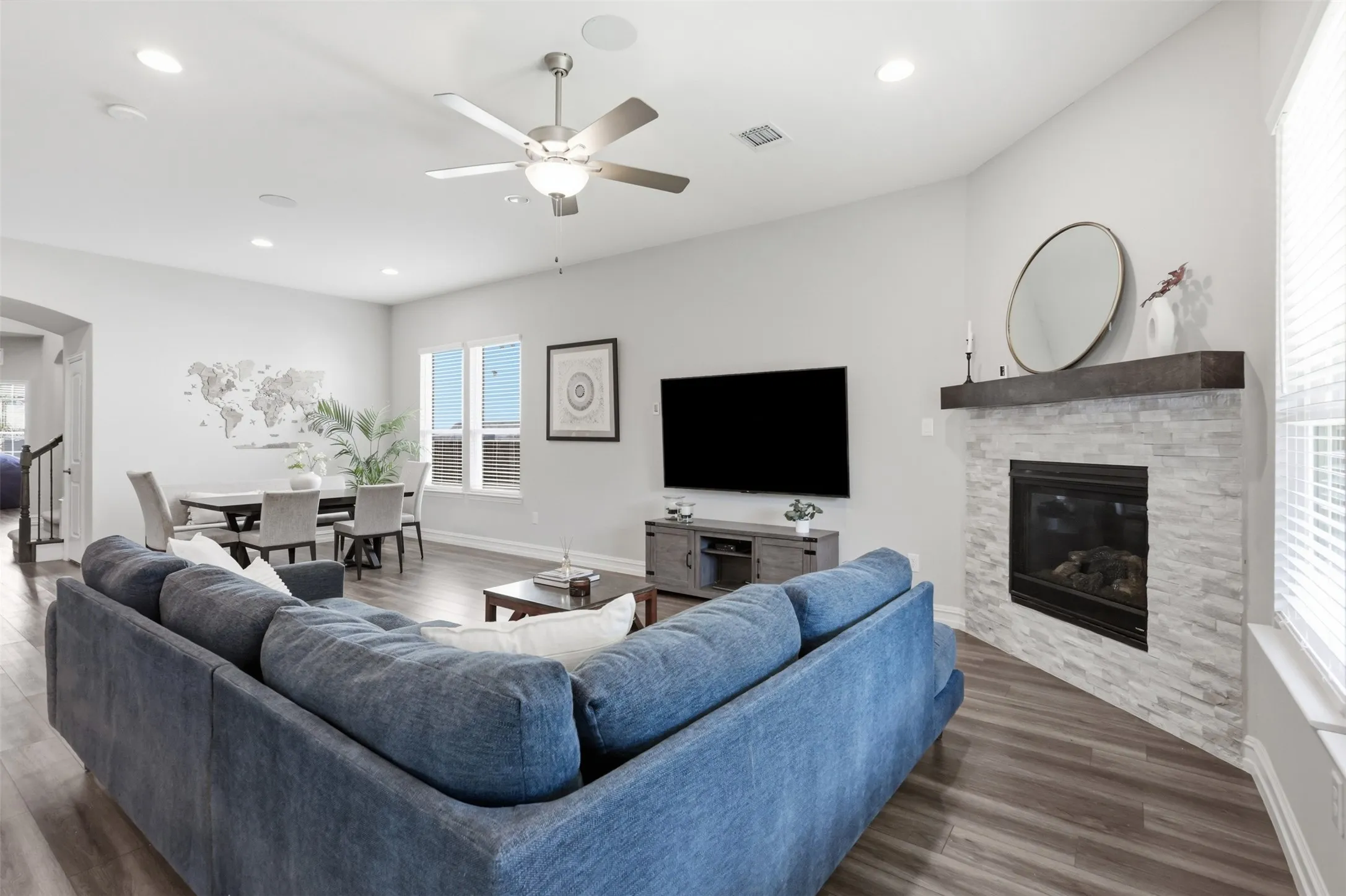Single Family Residence For Sale in Collin County , 1851 Peace Place, Wylie, Texas 75098, 4 Bedroom, 4 Bathroom, 2 Garage spaces, 3,311 Sqft, built in 2022, mls#21337519, Real Estate Agent in Wylie, Homes For Sale in Collin county, Homes For Sale in Wylie, Realtor in Wylie Texas, Real Estate Brokerage Independent Realty Texas, Luminita Cordes Realtor
