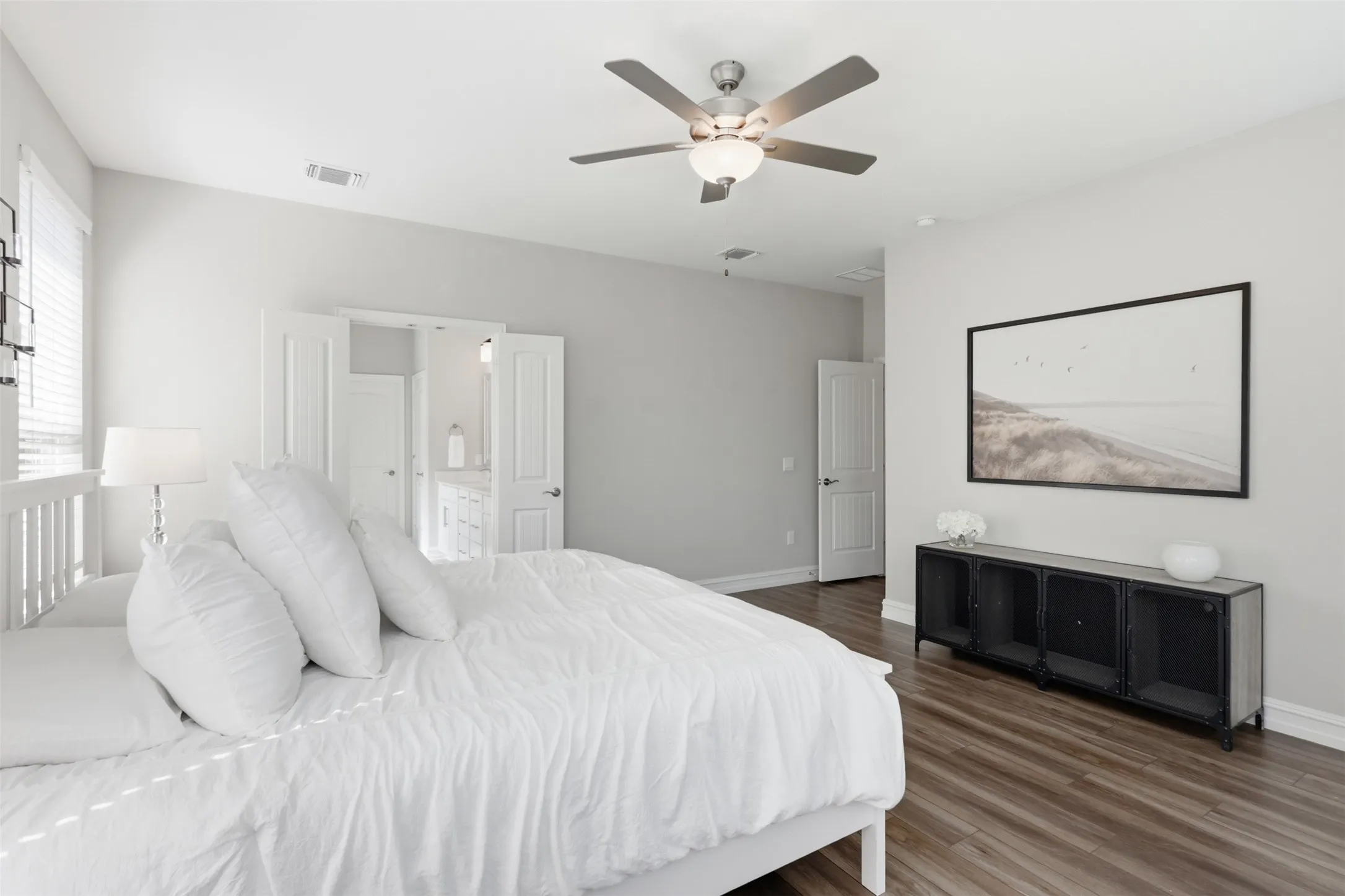 Single Family Residence For Sale in Collin County , 1851 Peace Place, Wylie, Texas 75098, 4 Bedroom, 4 Bathroom, 2 Garage spaces, 3,311 Sqft, built in 2022, mls#21337519, Real Estate Agent in Wylie, Homes For Sale in Collin county, Homes For Sale in Wylie, Realtor in Wylie Texas, Real Estate Brokerage Independent Realty Texas, Luminita Cordes Realtor