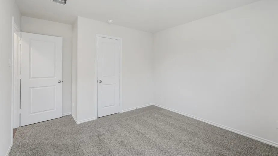 Neutral white wall finishes throughout