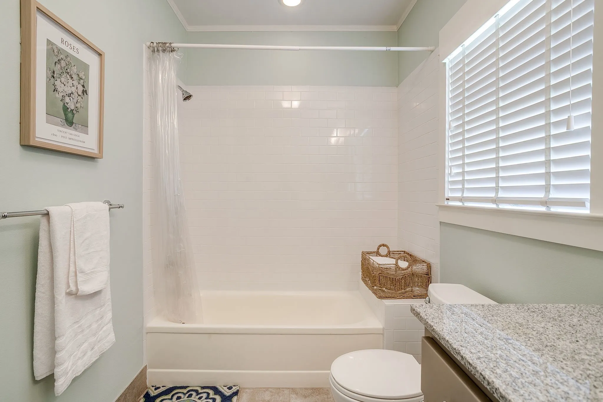 Single Family Residence For Sale in Tarrant County , 2700 College Avenue, Fort Worth, Texas 76110, 3 Bedroom, 2 Bathroom, 1 Garage spaces, 1,697 Sqft, built in 1924, mls#21342792, Real Estate Agent in Fort Worth, Homes For Sale in Tarrant county, Homes For Sale in Fort Worth, Realtor in Fort Worth Texas, Real Estate Brokerage Independent Realty Texas, Luminita Cordes Realtor