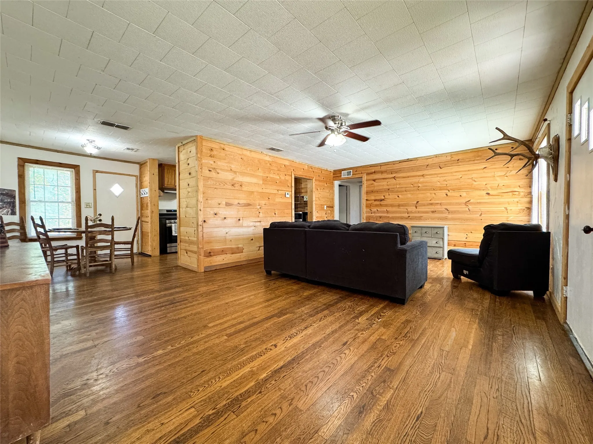 Single Family Residence For Sale in Haskell County , 1207 Taylor Avenue, Rule, Texas 79547, 2 Bedroom, 1 Bathroom, Garage spaces, 1,245 Sqft, built in 1957, mls#21342652, Real Estate Agent in Rule, Homes For Sale in Haskell county, Homes For Sale in Rule, Realtor in Rule Texas, Real Estate Brokerage Independent Realty Texas, Luminita Cordes Realtor