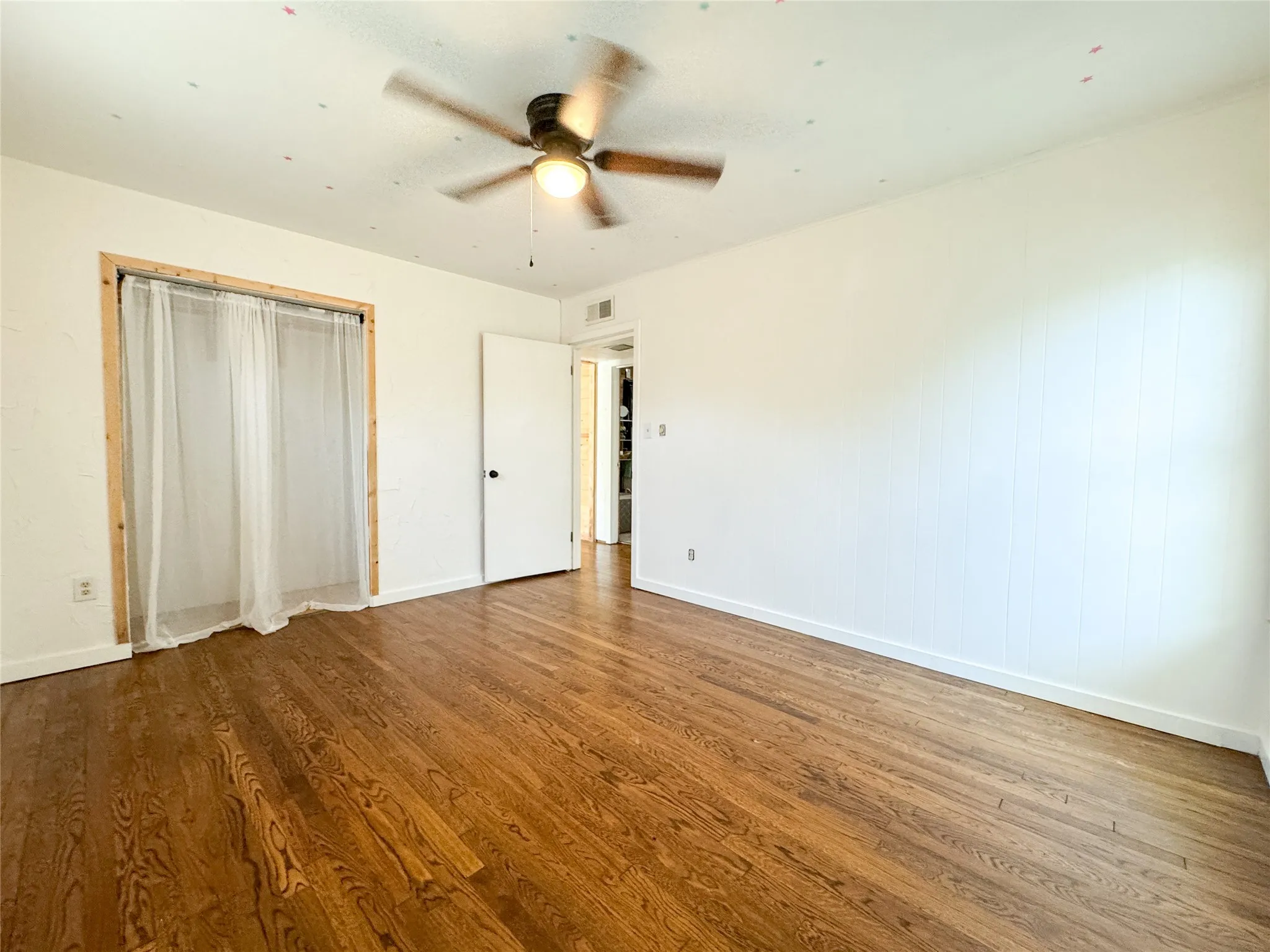 Single Family Residence For Sale in Haskell County , 1207 Taylor Avenue, Rule, Texas 79547, 2 Bedroom, 1 Bathroom, Garage spaces, 1,245 Sqft, built in 1957, mls#21342652, Real Estate Agent in Rule, Homes For Sale in Haskell county, Homes For Sale in Rule, Realtor in Rule Texas, Real Estate Brokerage Independent Realty Texas, Luminita Cordes Realtor