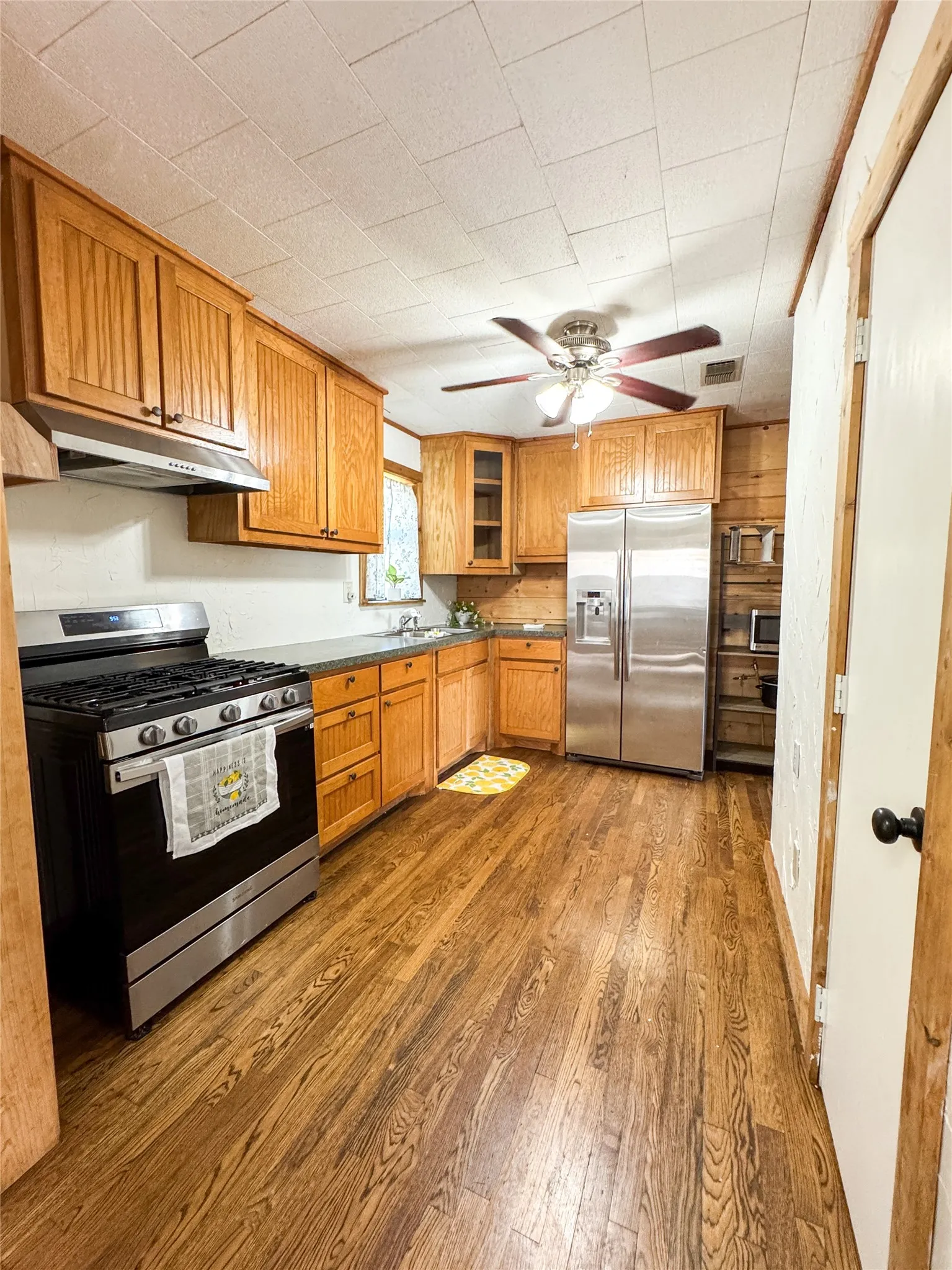 Single Family Residence For Sale in Haskell County , 1207 Taylor Avenue, Rule, Texas 79547, 2 Bedroom, 1 Bathroom, Garage spaces, 1,245 Sqft, built in 1957, mls#21342652, Real Estate Agent in Rule, Homes For Sale in Haskell county, Homes For Sale in Rule, Realtor in Rule Texas, Real Estate Brokerage Independent Realty Texas, Luminita Cordes Realtor