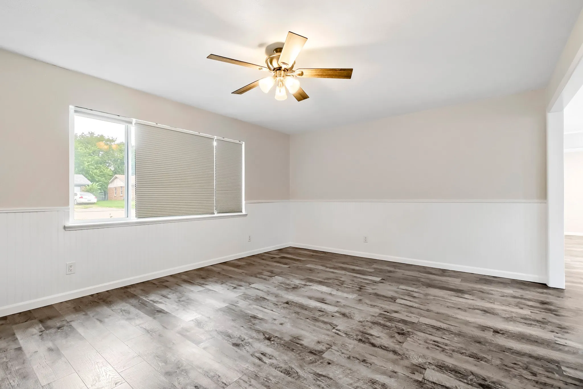 Single Family Residence For Sale in Tarrant County , 4812 Grove Street, North Richland Hills, Texas 76180, 3 Bedroom, 2 Bathroom, 2 Garage spaces, 2,024 Sqft, built in 1959, mls#21339797, Real Estate Agent in North Richland Hills, Homes For Sale in Tarrant county, Homes For Sale in North Richland Hills, Realtor in North Richland Hills Texas, Real Estate Brokerage Independent Realty Texas, Luminita Cordes Realtor