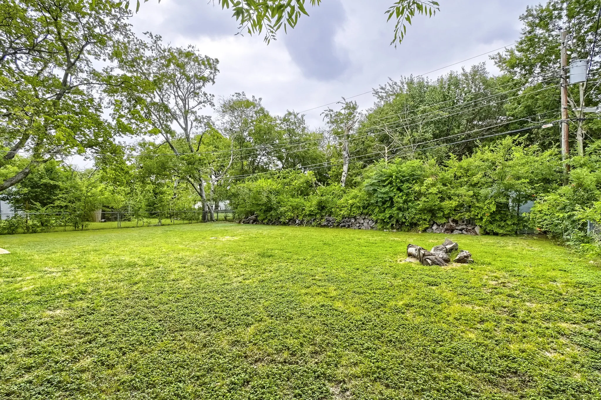 Single Family Residence For Sale in Tarrant County , 4812 Grove Street, North Richland Hills, Texas 76180, 3 Bedroom, 2 Bathroom, 2 Garage spaces, 2,024 Sqft, built in 1959, mls#21339797, Real Estate Agent in North Richland Hills, Homes For Sale in Tarrant county, Homes For Sale in North Richland Hills, Realtor in North Richland Hills Texas, Real Estate Brokerage Independent Realty Texas, Luminita Cordes Realtor