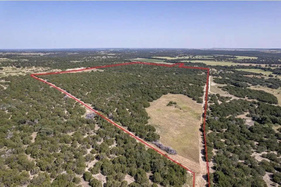 Unimproved Land For Sale in Hamilton County , 5075 Hwy 22, Hamilton, Texas 76531, 0, 0, Garage spaces, 0 Sqft, built in 1980, mls#21345043, Real Estate Agent in Hamilton, Homes For Sale in Hamilton county, Homes For Sale in Hamilton, Realtor in Hamilton Texas, Real Estate Brokerage Independent Realty Texas, Luminita Cordes Realtor
