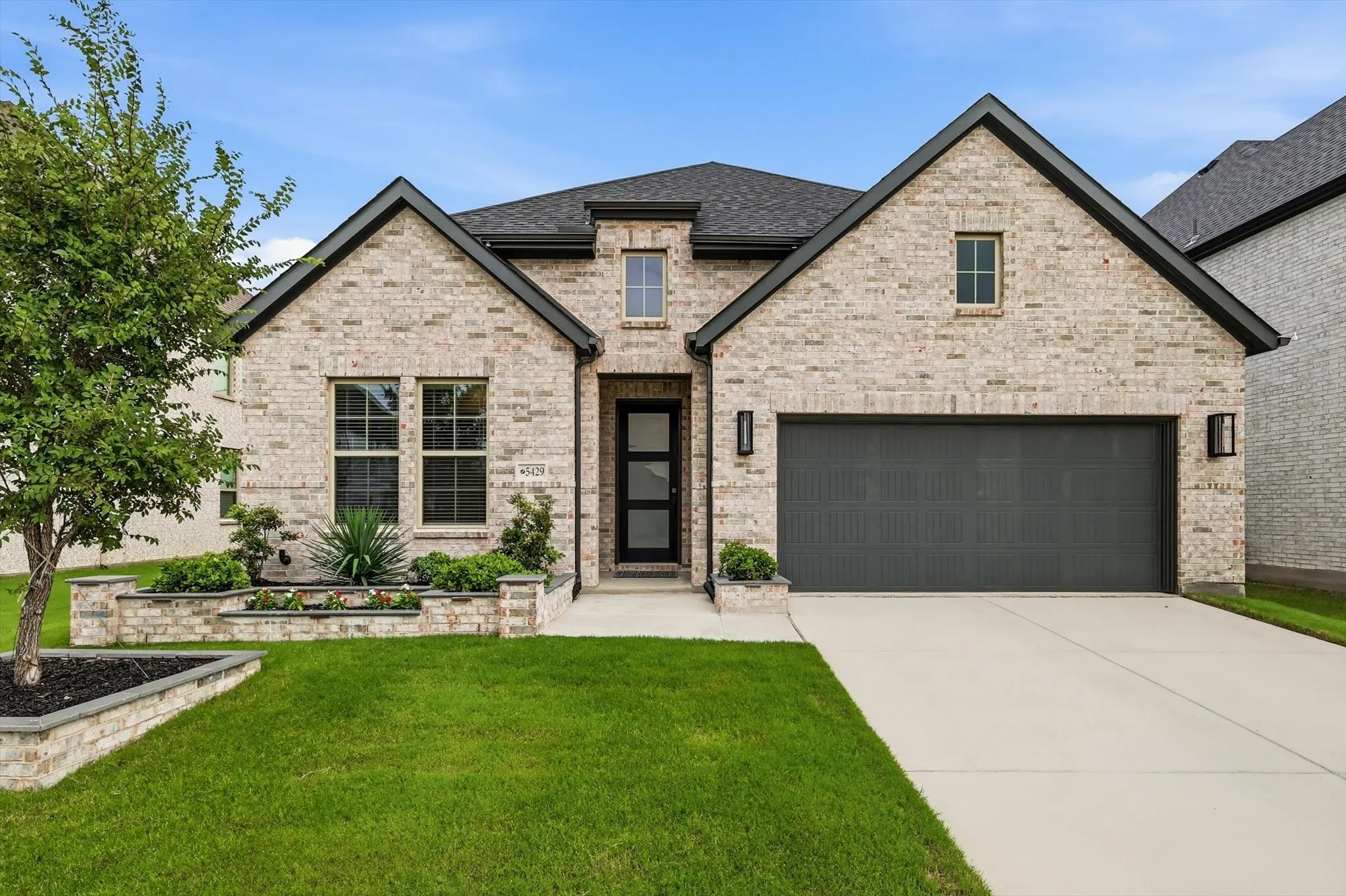 Single Family Residence For Sale in Collin County , 5429 Golden Sun Lane, Mc Kinney, Texas 75070, 4 Bedroom, 4 Bathroom, 2 Garage spaces, 2,735 Sqft, built in 2025, mls#21344819, Real Estate Agent in Mc Kinney, Homes For Sale in Collin county, Homes For Sale in Mc Kinney, Realtor in Mc Kinney Texas, Real Estate Brokerage Independent Realty Texas, Luminita Cordes Realtor