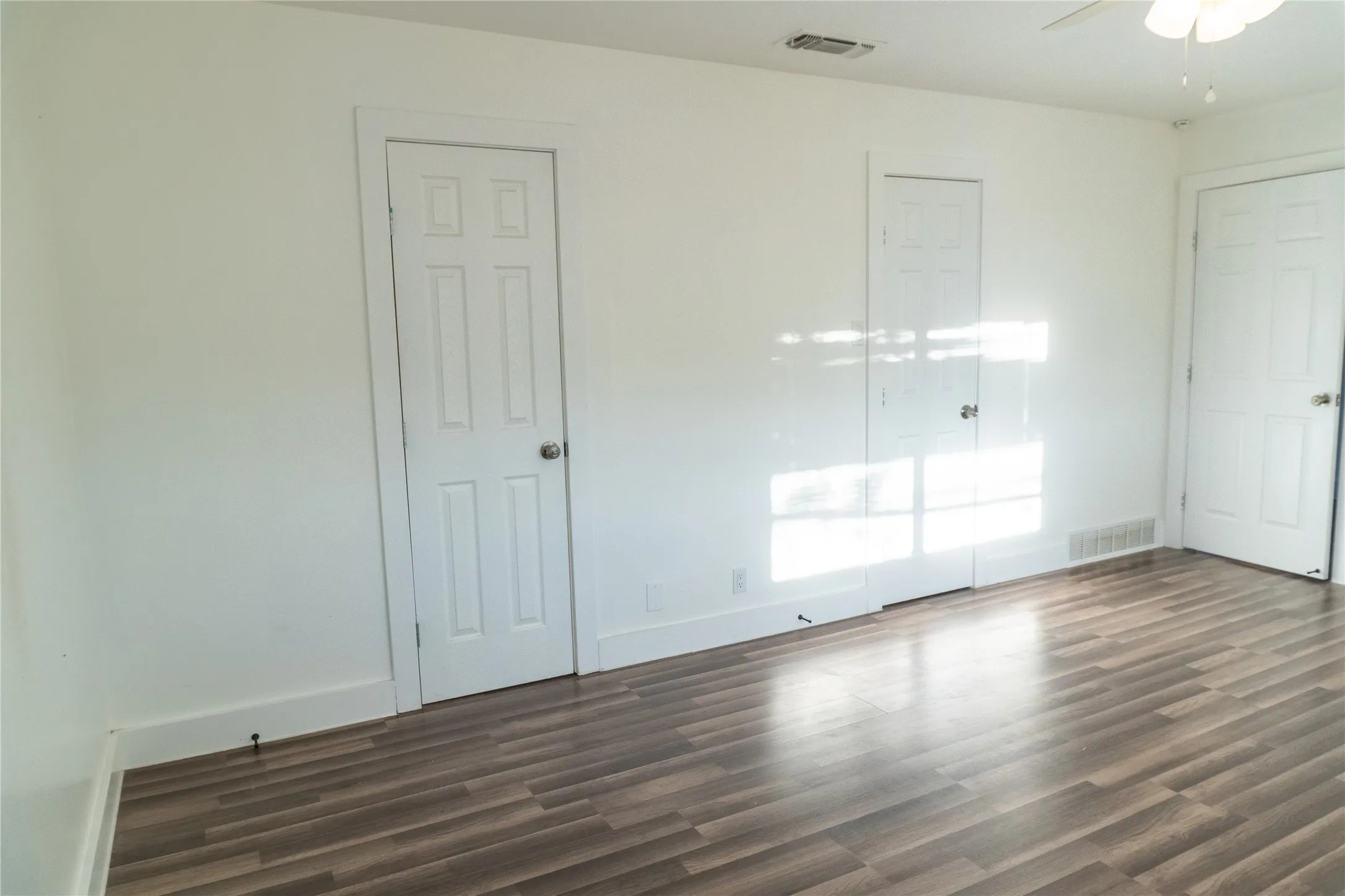Single Family Residence For Sale in Tom Green County , 11805 Juniper Lane, San Angelo, Texas 76904, 2 Bedroom, 3 Bathroom, 2 Garage spaces, 1,421 Sqft, built in 1985, mls#21341949, Real Estate Agent in San Angelo, Homes For Sale in Tom Green county, Homes For Sale in San Angelo, Realtor in San Angelo Texas, Real Estate Brokerage Independent Realty Texas, Luminita Cordes Realtor