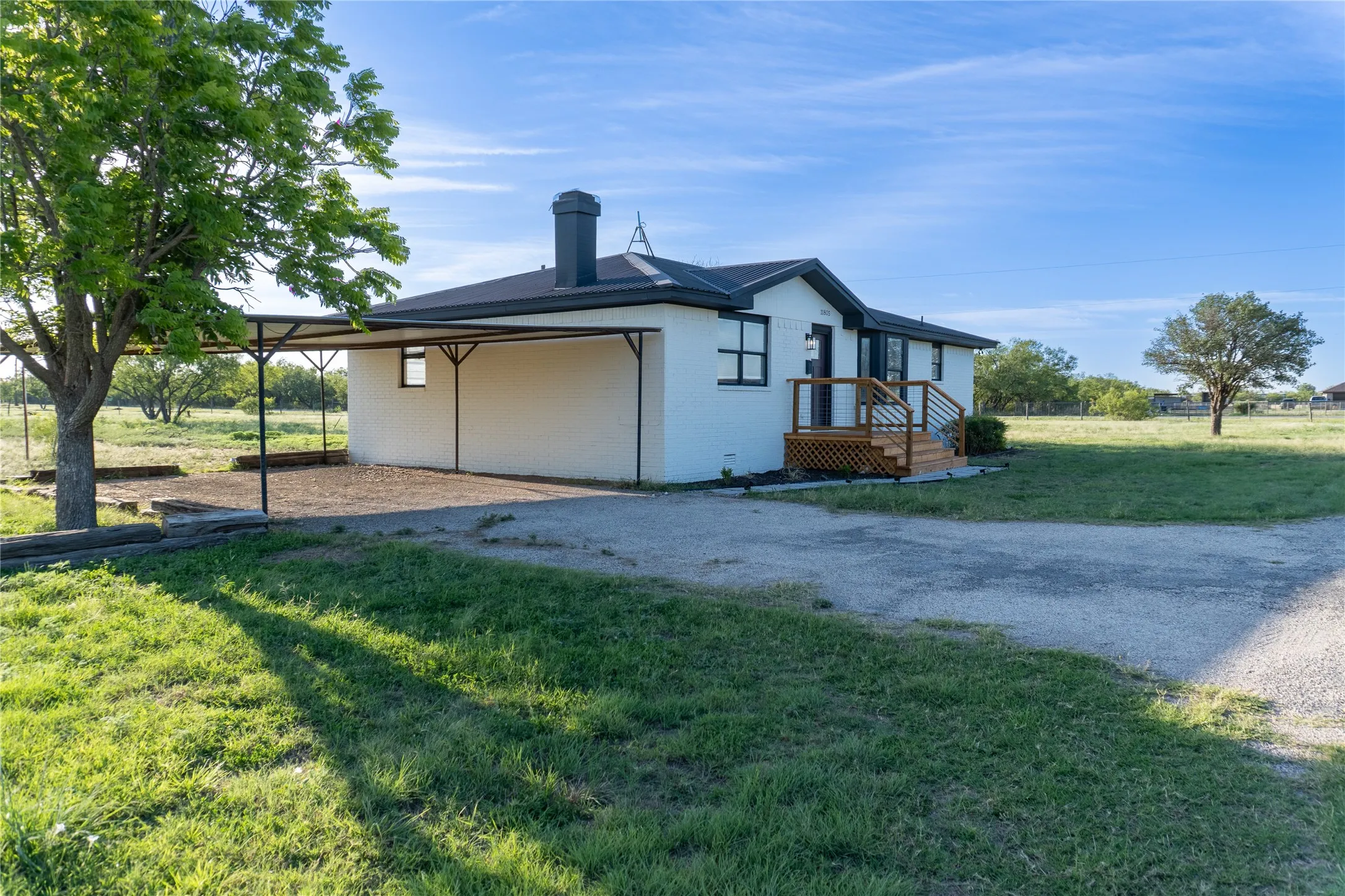 Single Family Residence For Sale in Tom Green County , 11805 Juniper Lane, San Angelo, Texas 76904, 2 Bedroom, 3 Bathroom, 2 Garage spaces, 1,421 Sqft, built in 1985, mls#21341949, Real Estate Agent in San Angelo, Homes For Sale in Tom Green county, Homes For Sale in San Angelo, Realtor in San Angelo Texas, Real Estate Brokerage Independent Realty Texas, Luminita Cordes Realtor
