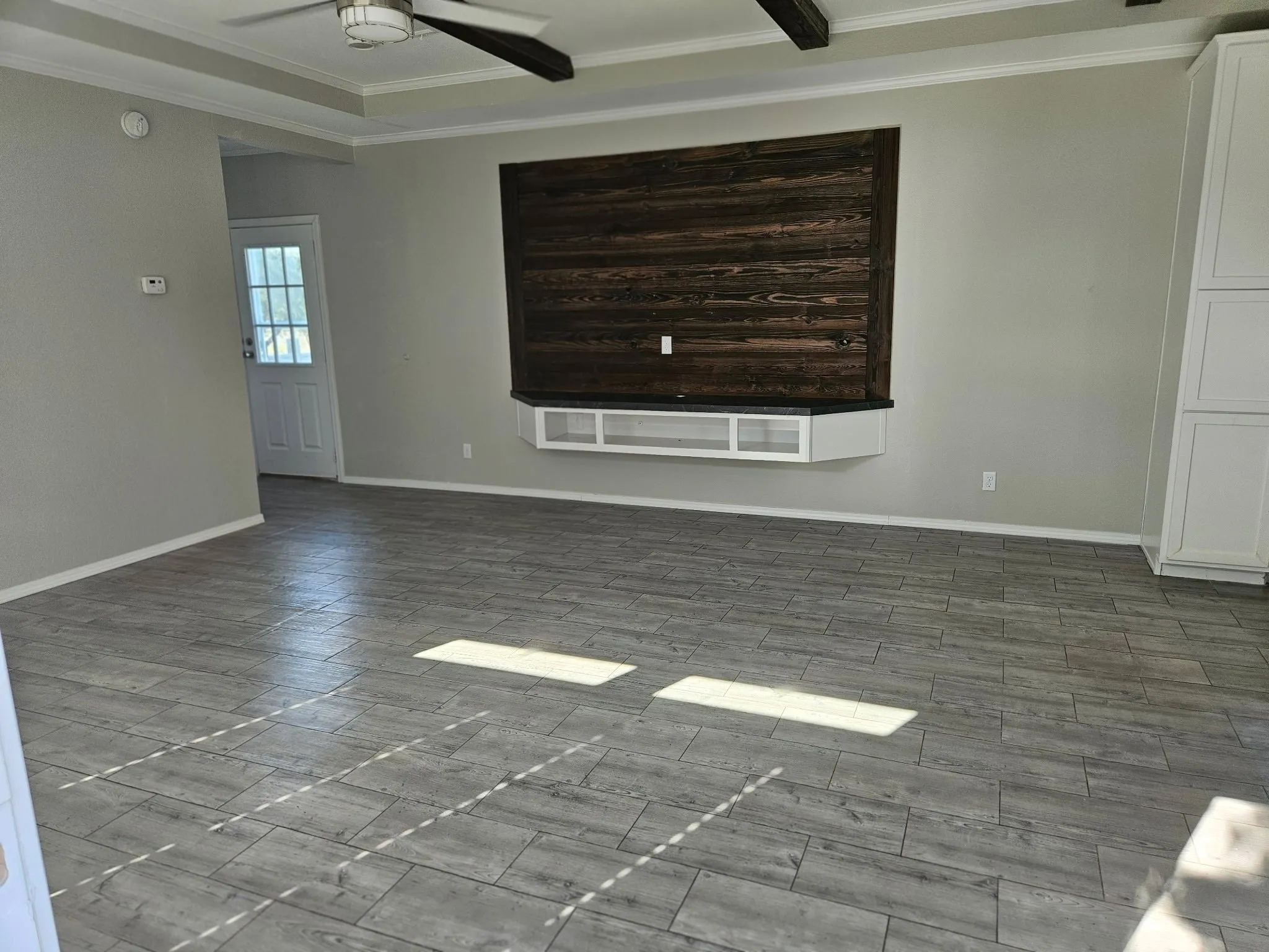 Manufactured Home For Sale in Parker County , 4903 Chisholm Trail, Weatherford, Texas 76087, 2 Bedroom, 2 Bathroom, Garage spaces, 1,330 Sqft, built in 2022, mls#21343001, Real Estate Agent in Weatherford, Homes For Sale in Parker county, Homes For Sale in Weatherford, Realtor in Weatherford Texas, Real Estate Brokerage Independent Realty Texas, Luminita Cordes Realtor
