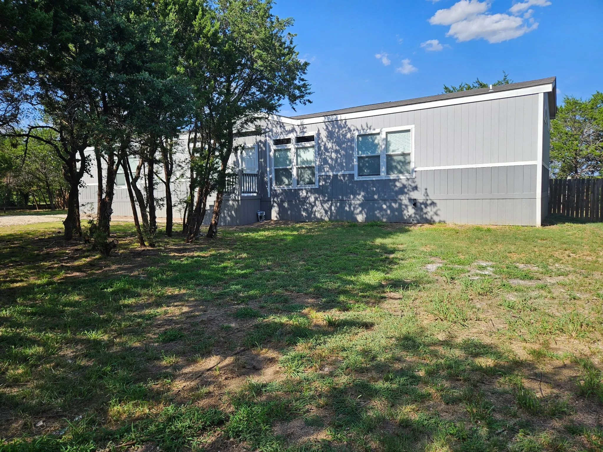 Manufactured Home For Sale in Parker County , 4903 Chisholm Trail, Weatherford, Texas 76087, 2 Bedroom, 2 Bathroom, Garage spaces, 1,330 Sqft, built in 2022, mls#21343001, Real Estate Agent in Weatherford, Homes For Sale in Parker county, Homes For Sale in Weatherford, Realtor in Weatherford Texas, Real Estate Brokerage Independent Realty Texas, Luminita Cordes Realtor