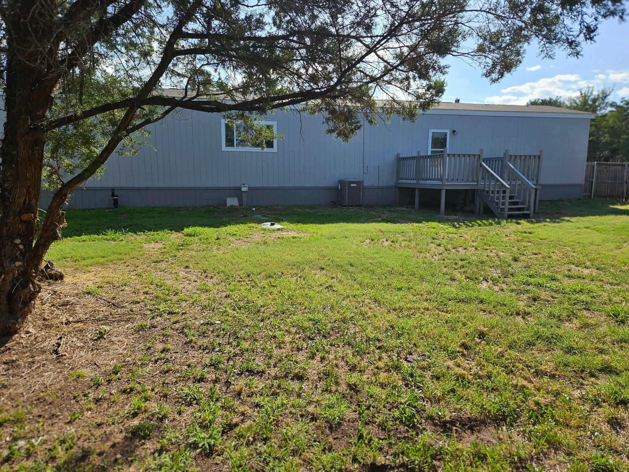 Manufactured Home For Sale in Parker County , 4903 Chisholm Trail, Weatherford, Texas 76087, 2 Bedroom, 2 Bathroom, Garage spaces, 1,330 Sqft, built in 2022, mls#21343001, Real Estate Agent in Weatherford, Homes For Sale in Parker county, Homes For Sale in Weatherford, Realtor in Weatherford Texas, Real Estate Brokerage Independent Realty Texas, Luminita Cordes Realtor