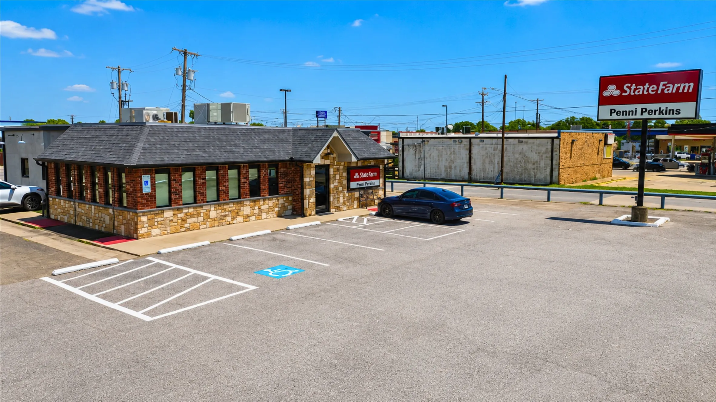 Office For Sale in Hunt County , 2814 Terrell Road, Greenville, Texas 75402, 0, 0, Garage spaces, 0 Sqft, built in 1985, Price $599,000, mls#21343766, Real Estate Agent in Greenville, Homes For Sale in Hunt county, Homes For Sale in Greenville, Realtor in Greenville Texas, Real Estate Brokerage Independent Realty Texas, Luminita Cordes Realtor