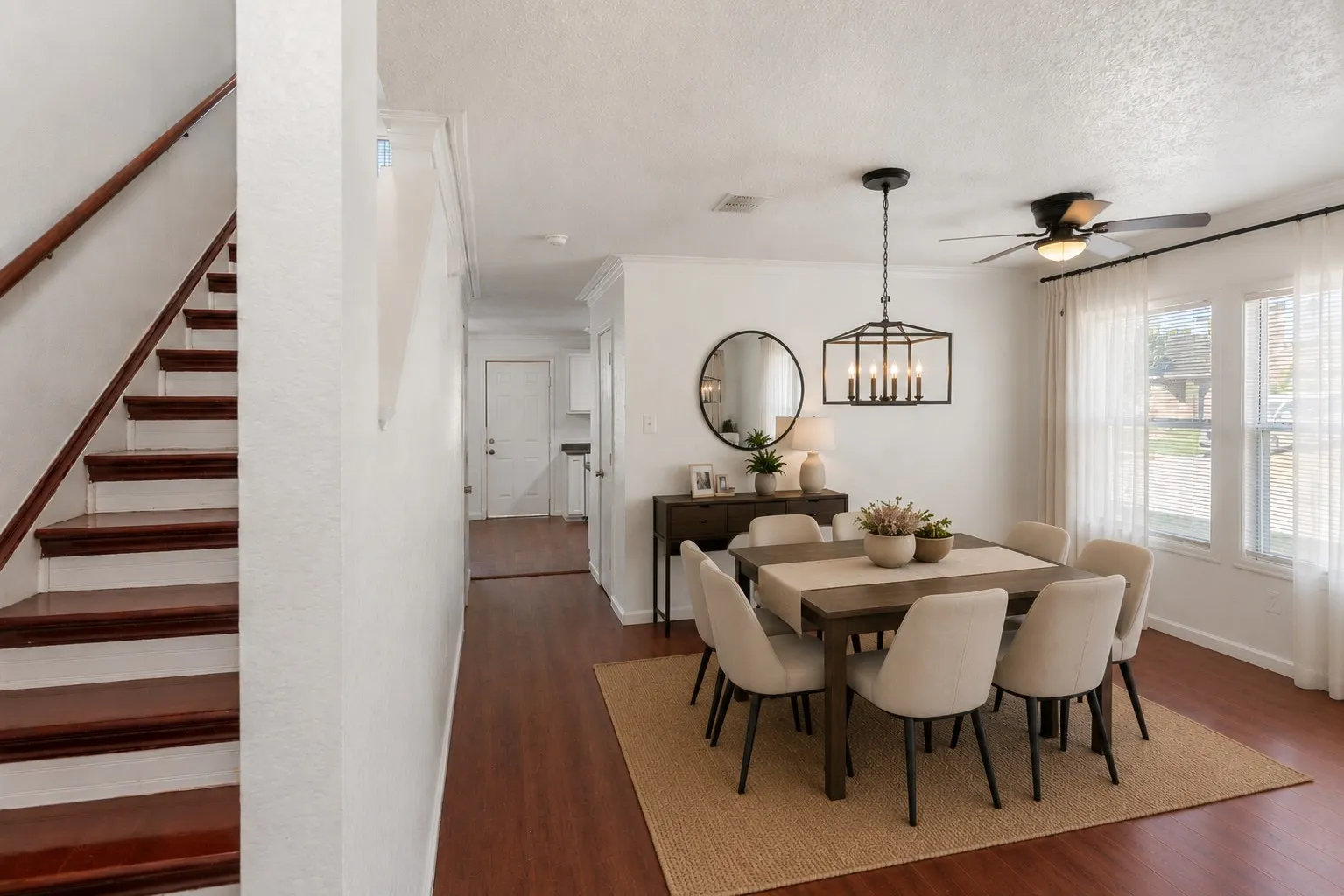 Single Family Residence For Sale in Tarrant County , 5437 New Castleton Lane, Fort Worth, Texas 76135, 3 Bedroom, 3 Bathroom, 2 Garage spaces, 2,323 Sqft, built in 2002, Price $340,000, mls#21342393, Real Estate Agent in Fort Worth, Homes For Sale in Tarrant county, Homes For Sale in Fort Worth, Realtor in Fort Worth Texas, Real Estate Brokerage Independent Realty Texas, Luminita Cordes Realtor