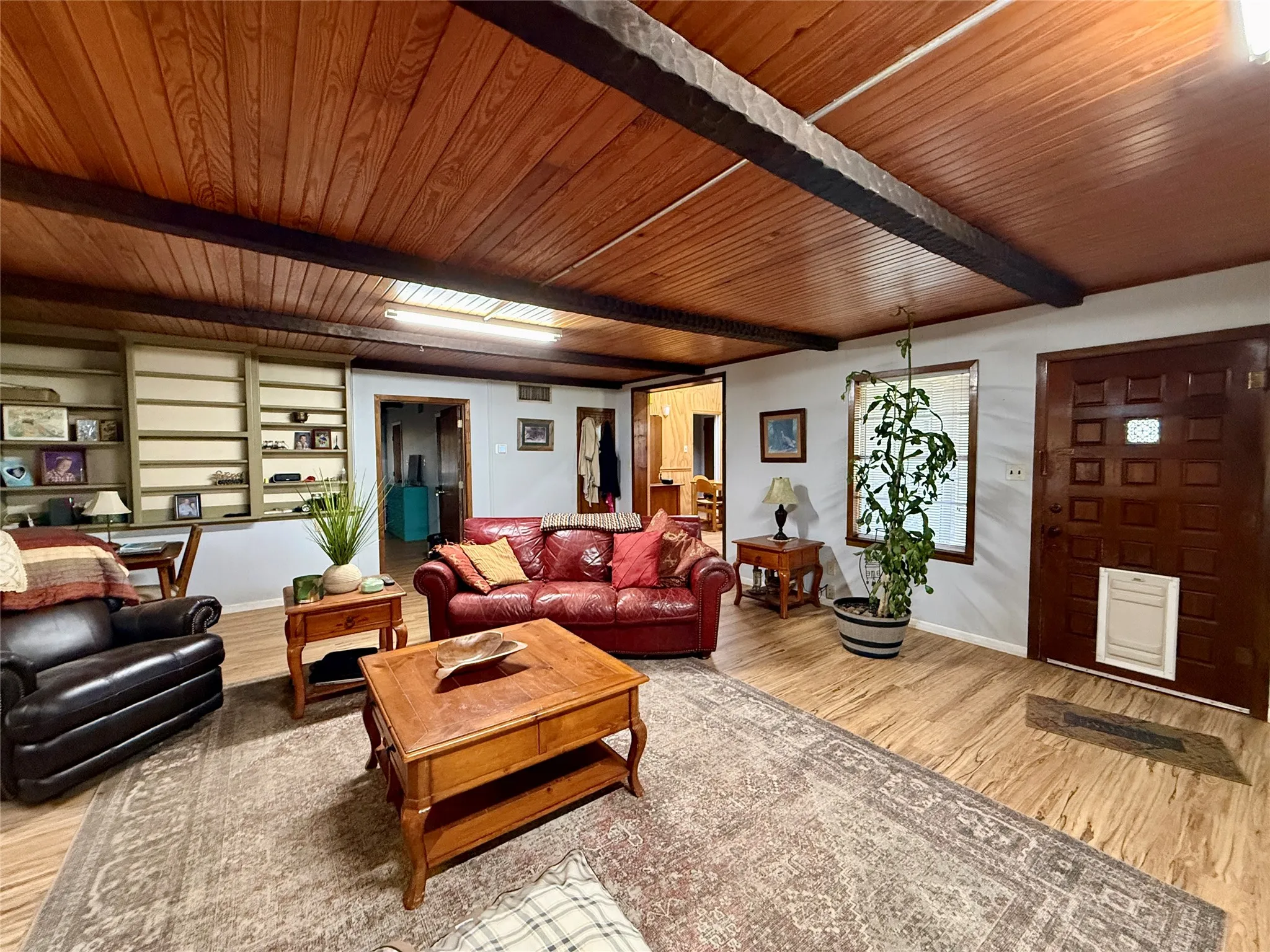 Single Family Residence For Sale in Hamilton County , 20959 Hwy 281, Hico, Texas 76457, 3 Bedroom, 2 Bathroom, Garage spaces, 6,000 Sqft, built in 0, mls#21345060, Real Estate Agent in Hico, Homes For Sale in Hamilton county, Homes For Sale in Hico, Realtor in Hico Texas, Real Estate Brokerage Independent Realty Texas, Luminita Cordes Realtor