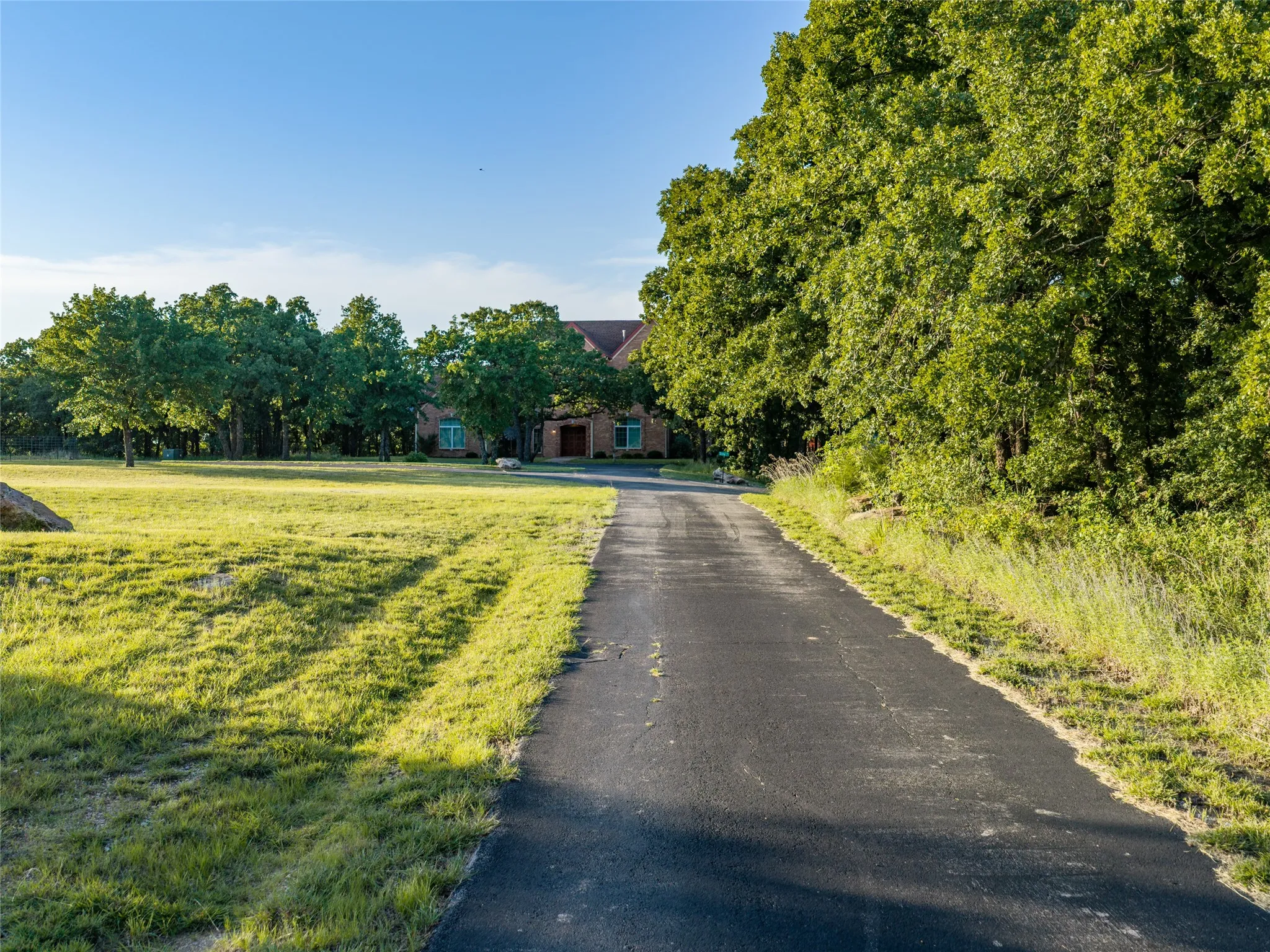 Farm For Sale in Montague County , 6831 State Highway 175, Montague, Texas 76251, 5 Bedroom, 5 Bathroom, 2 Garage spaces, 4,461 Sqft, built in 1999, mls#21345070, Real Estate Agent in Montague, Homes For Sale in Montague county, Homes For Sale in Montague, Realtor in Montague Texas, Real Estate Brokerage Independent Realty Texas, Luminita Cordes Realtor