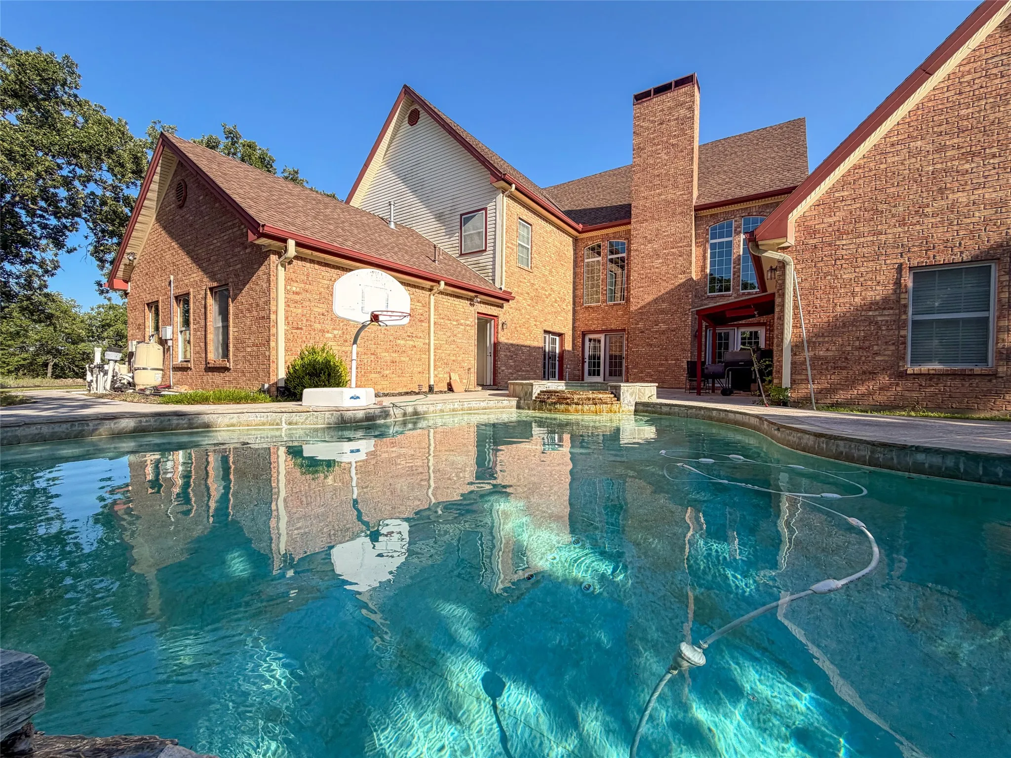 Farm For Sale in Montague County , 6831 State Highway 175, Montague, Texas 76251, 5 Bedroom, 5 Bathroom, 2 Garage spaces, 4,461 Sqft, built in 1999, mls#21345070, Real Estate Agent in Montague, Homes For Sale in Montague county, Homes For Sale in Montague, Realtor in Montague Texas, Real Estate Brokerage Independent Realty Texas, Luminita Cordes Realtor