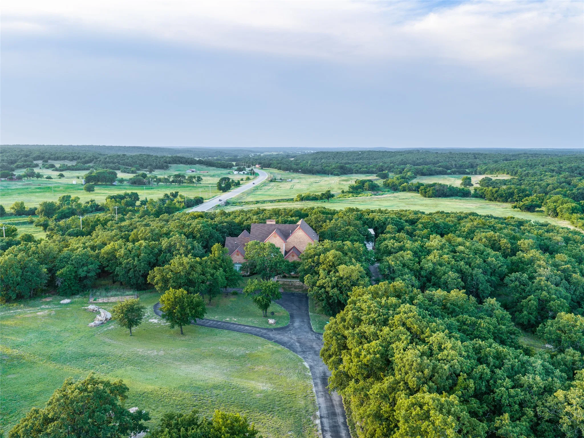 Farm For Sale in Montague County , 6831 State Highway 175, Montague, Texas 76251, 5 Bedroom, 5 Bathroom, 2 Garage spaces, 4,461 Sqft, built in 1999, mls#21345070, Real Estate Agent in Montague, Homes For Sale in Montague county, Homes For Sale in Montague, Realtor in Montague Texas, Real Estate Brokerage Independent Realty Texas, Luminita Cordes Realtor