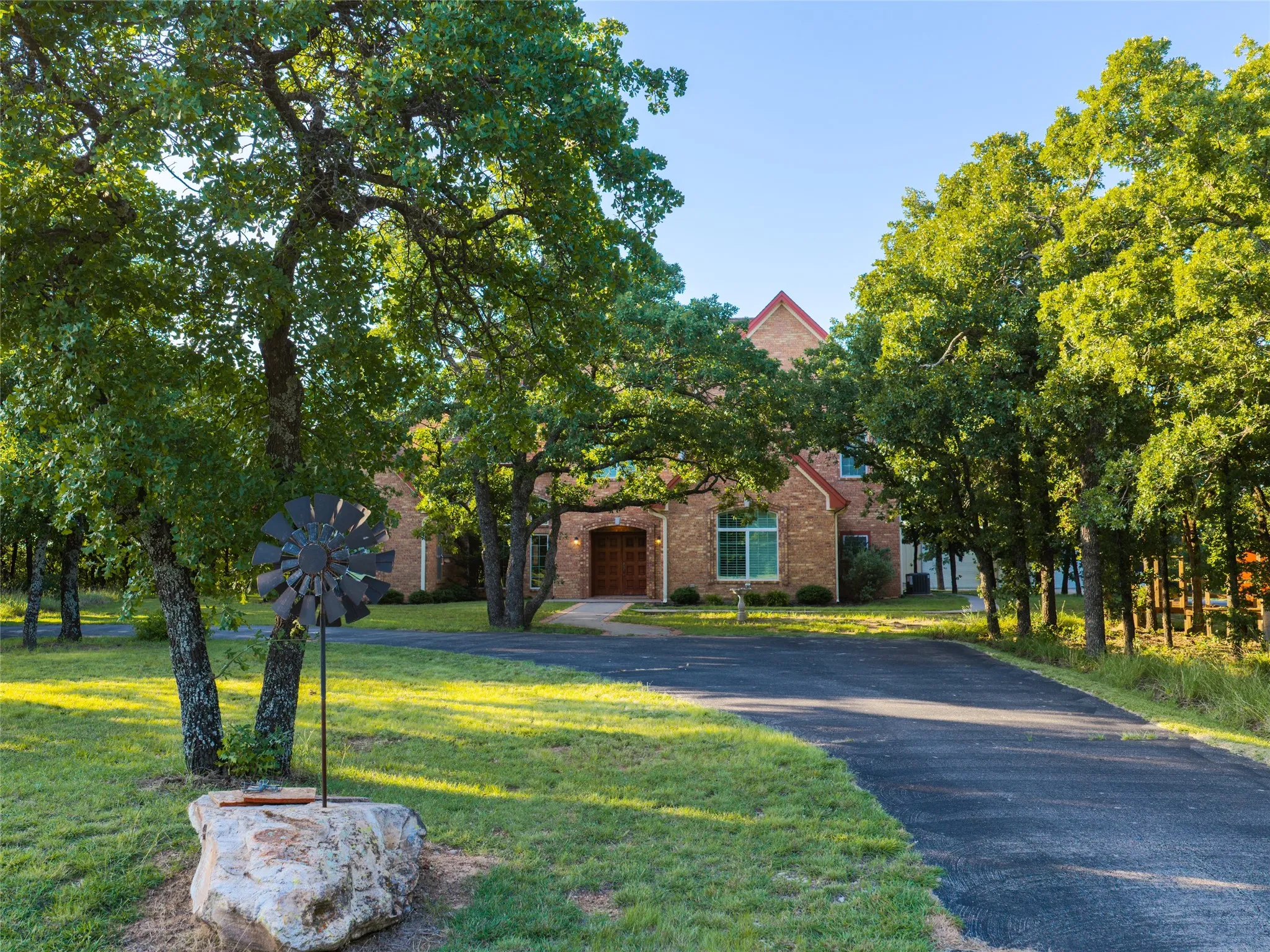 Farm For Sale in Montague County , 6831 State Highway 175, Montague, Texas 76251, 5 Bedroom, 5 Bathroom, 2 Garage spaces, 4,461 Sqft, built in 1999, mls#21345070, Real Estate Agent in Montague, Homes For Sale in Montague county, Homes For Sale in Montague, Realtor in Montague Texas, Real Estate Brokerage Independent Realty Texas, Luminita Cordes Realtor