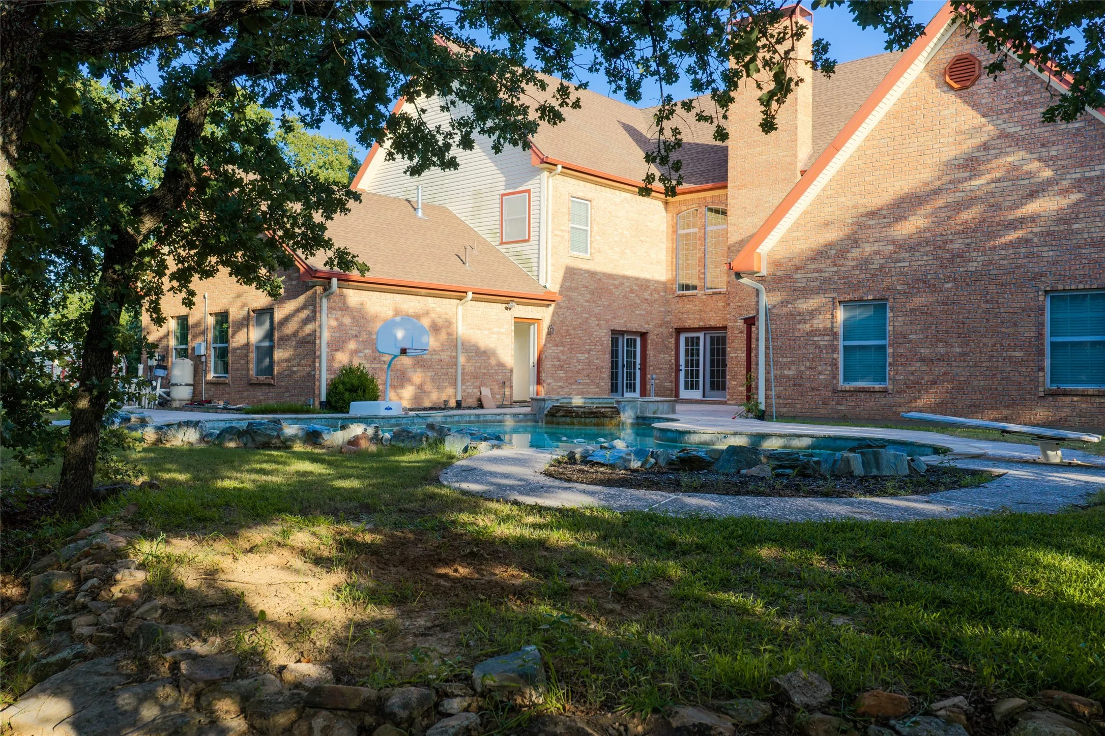 Farm For Sale in Montague County , 6831 State Highway 175, Montague, Texas 76251, 5 Bedroom, 5 Bathroom, 2 Garage spaces, 4,461 Sqft, built in 1999, mls#21345070, Real Estate Agent in Montague, Homes For Sale in Montague county, Homes For Sale in Montague, Realtor in Montague Texas, Real Estate Brokerage Independent Realty Texas, Luminita Cordes Realtor