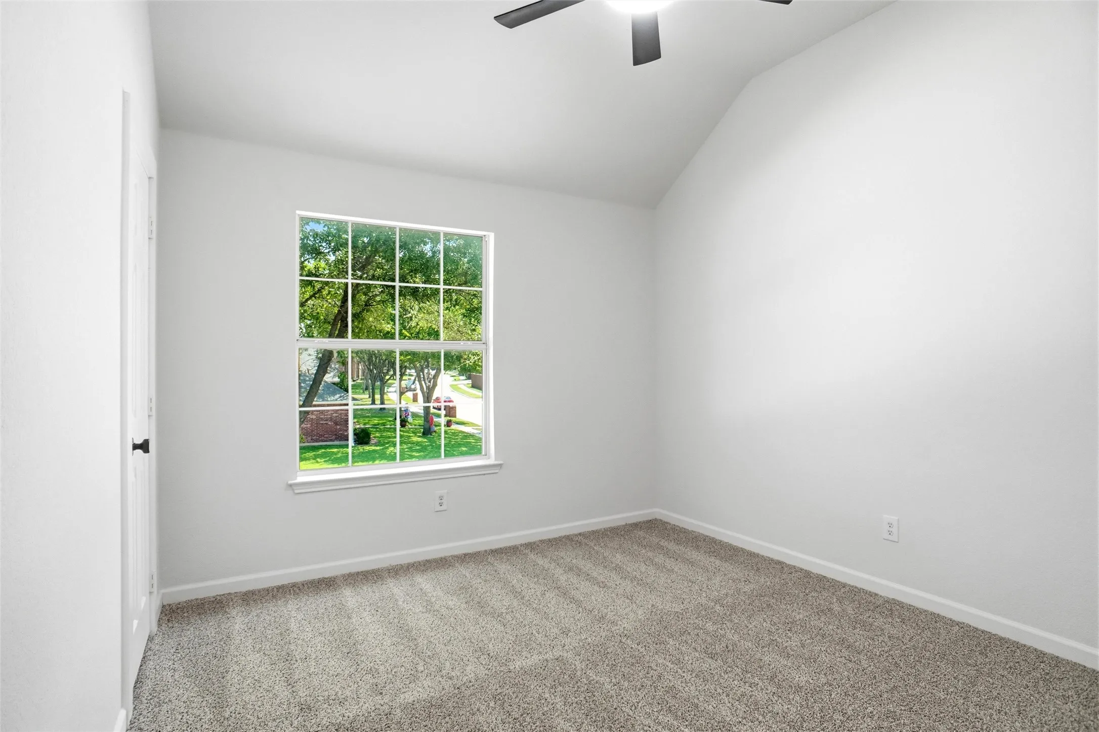 Single Family Residence For Sale in Denton County , 8631 Shakespeare Lane, Frisco, Texas 75036, 5 Bedroom, 3 Bathroom, 2 Garage spaces, 3,173 Sqft, built in 2003, mls#21340896, Real Estate Agent in Frisco, Homes For Sale in Denton county, Homes For Sale in Frisco, Realtor in Frisco Texas, Real Estate Brokerage Independent Realty Texas, Luminita Cordes Realtor